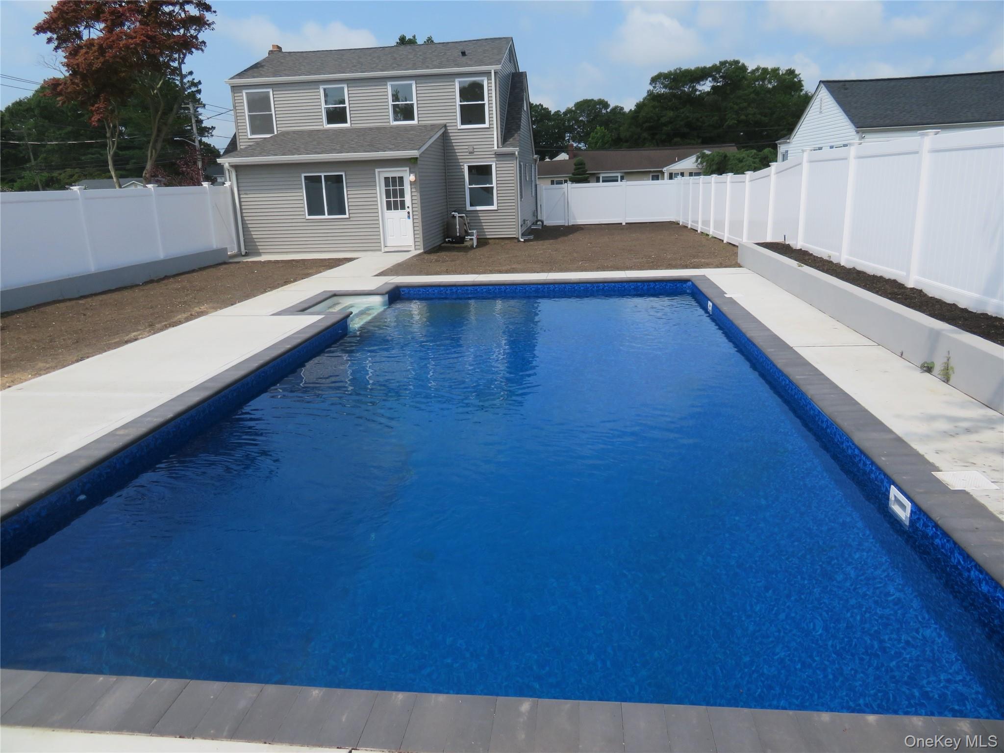 271 Washington Avenue Property Photo 6