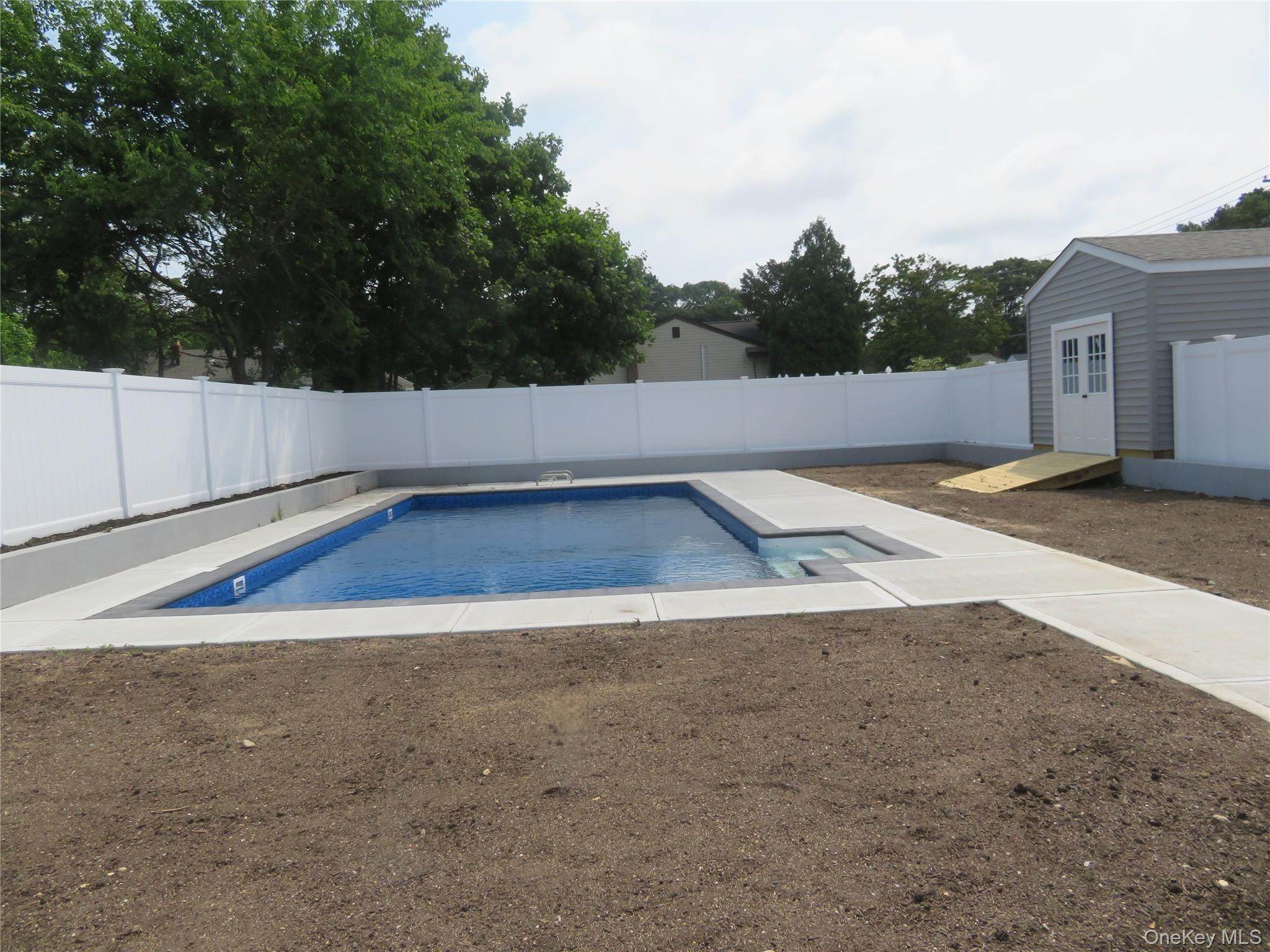 271 Washington Avenue Property Photo 8