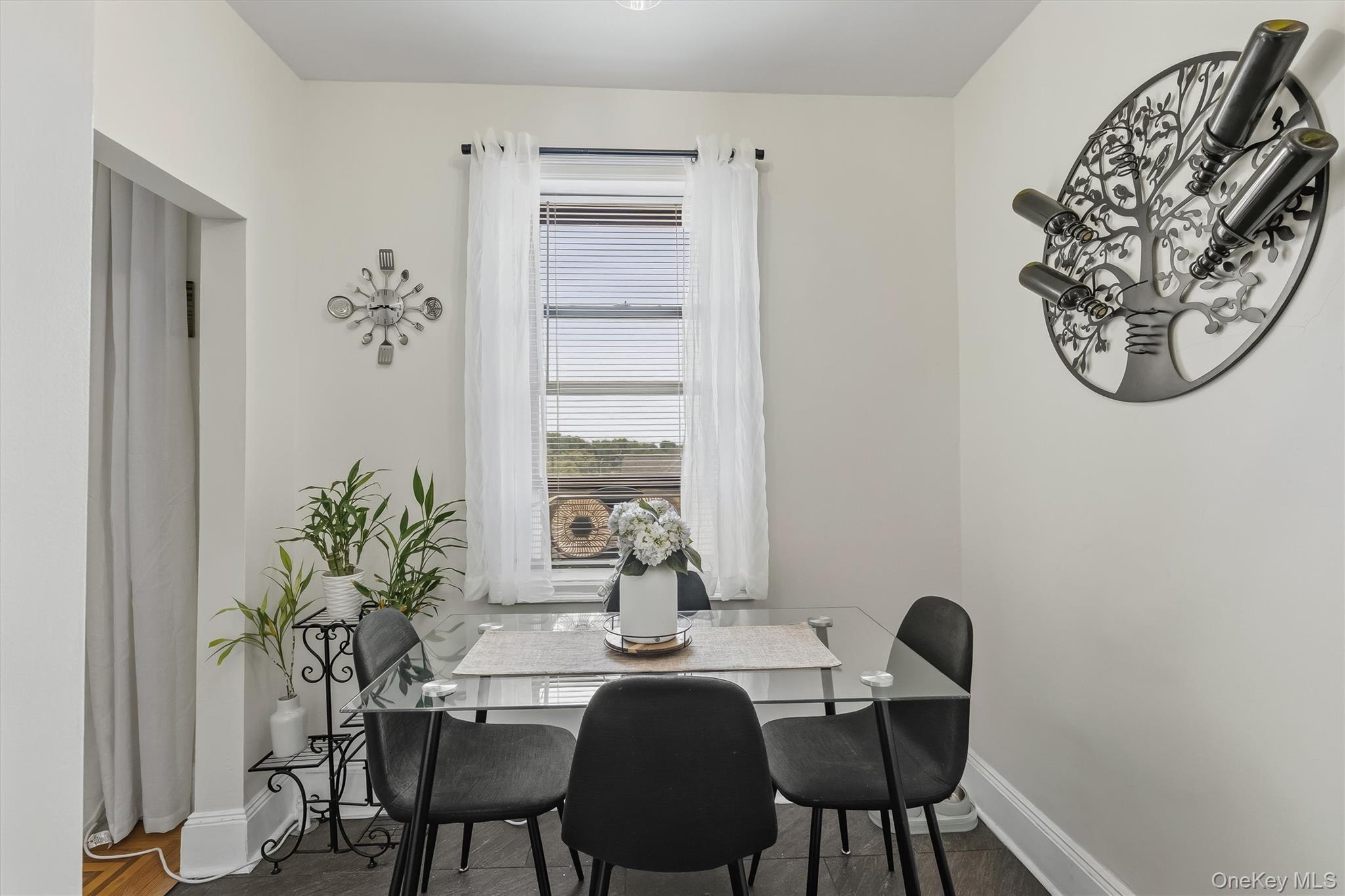 475 Bronx River Road 4b Property Photo 12