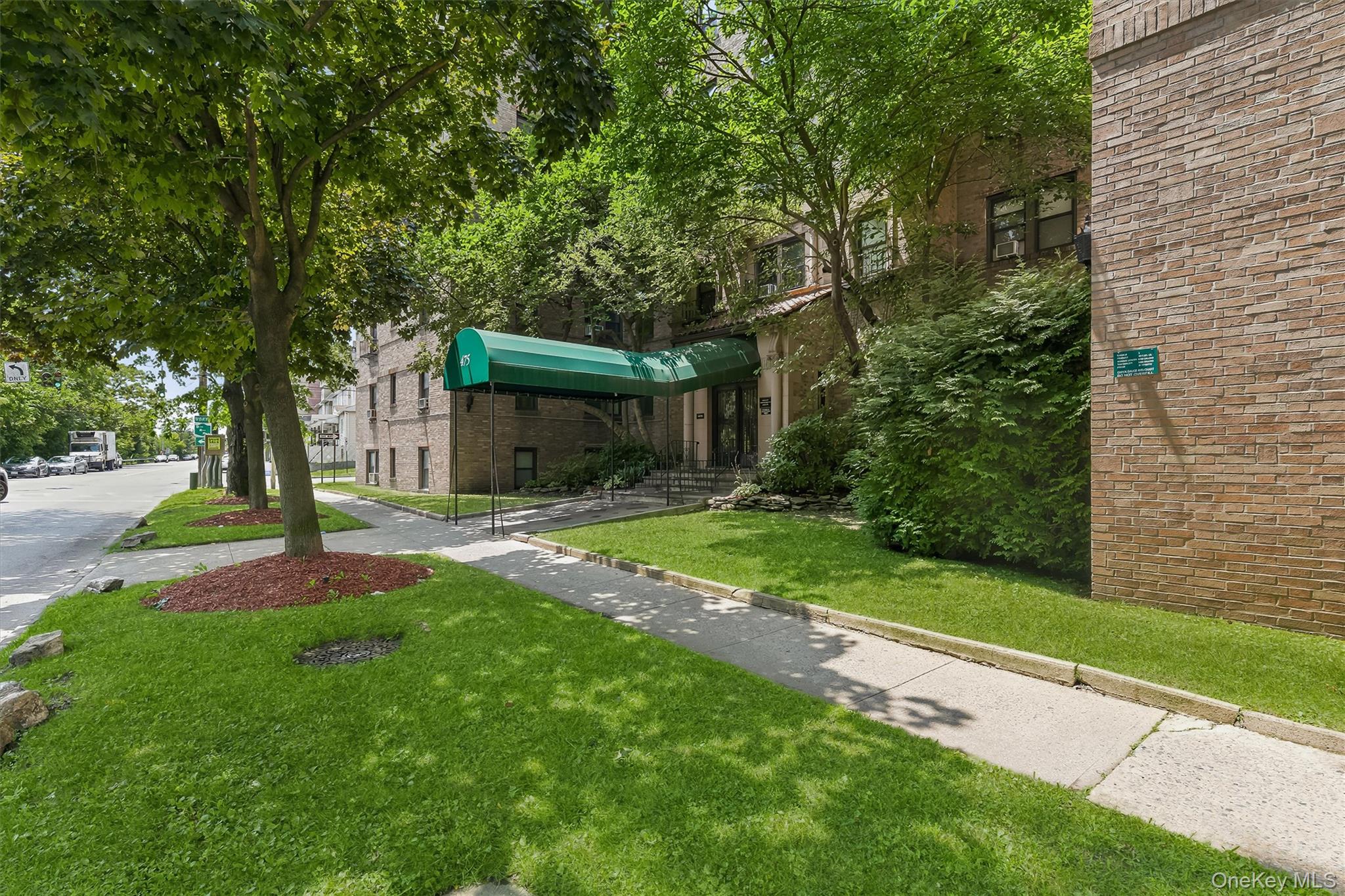 475 Bronx River Road 4b Property Photo 21