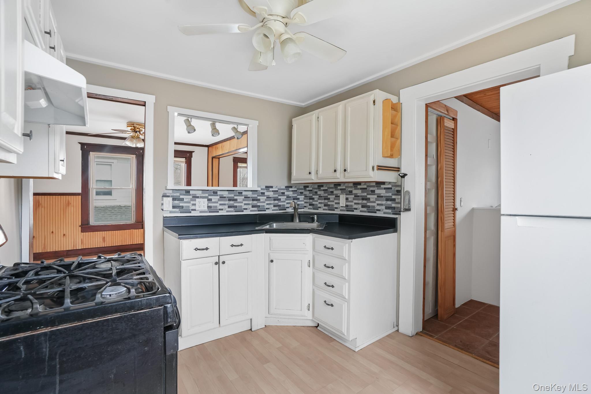 708 Tower Avenue Property Photo 19