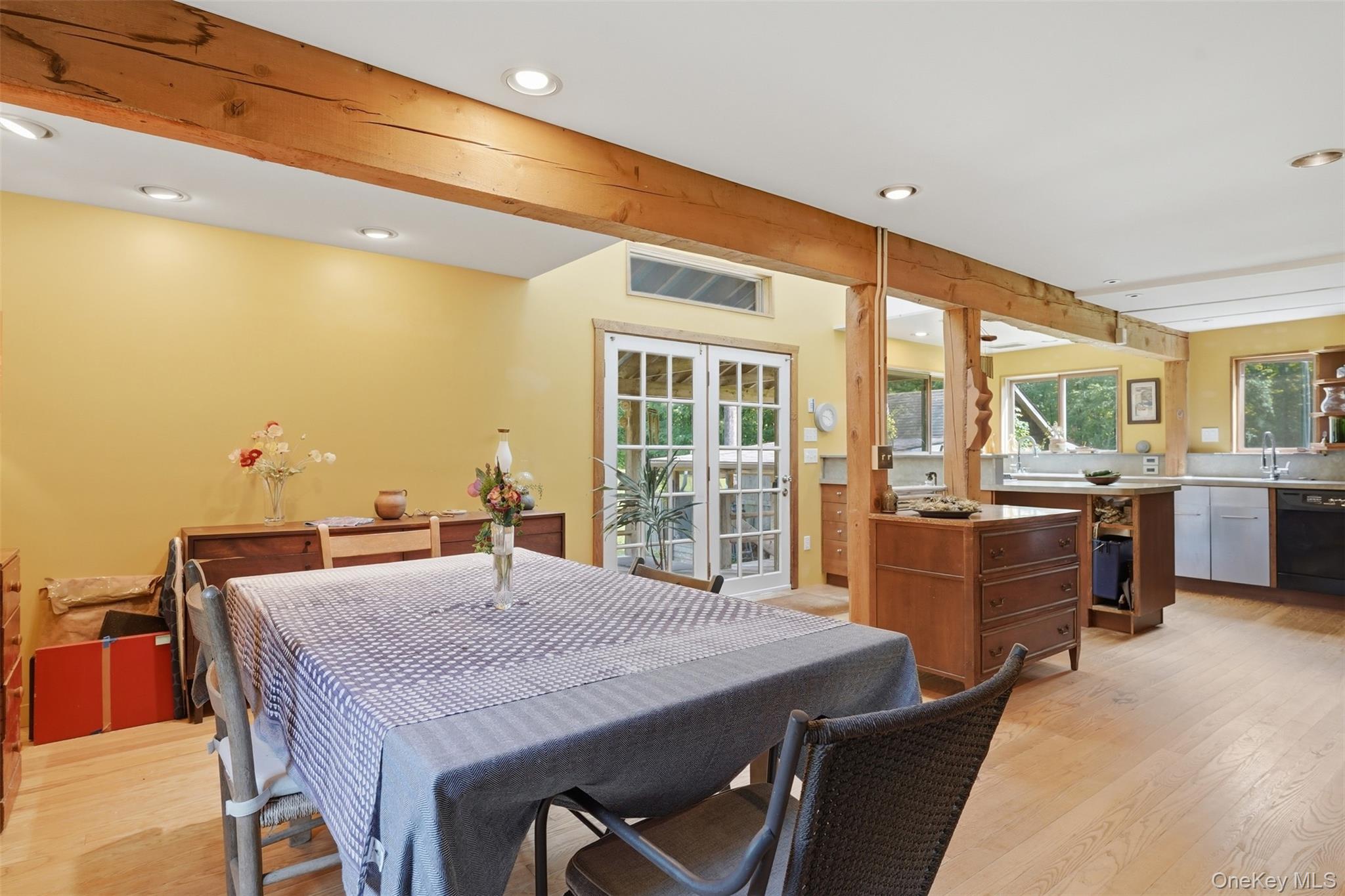 736 Sundown Road Property Photo 18