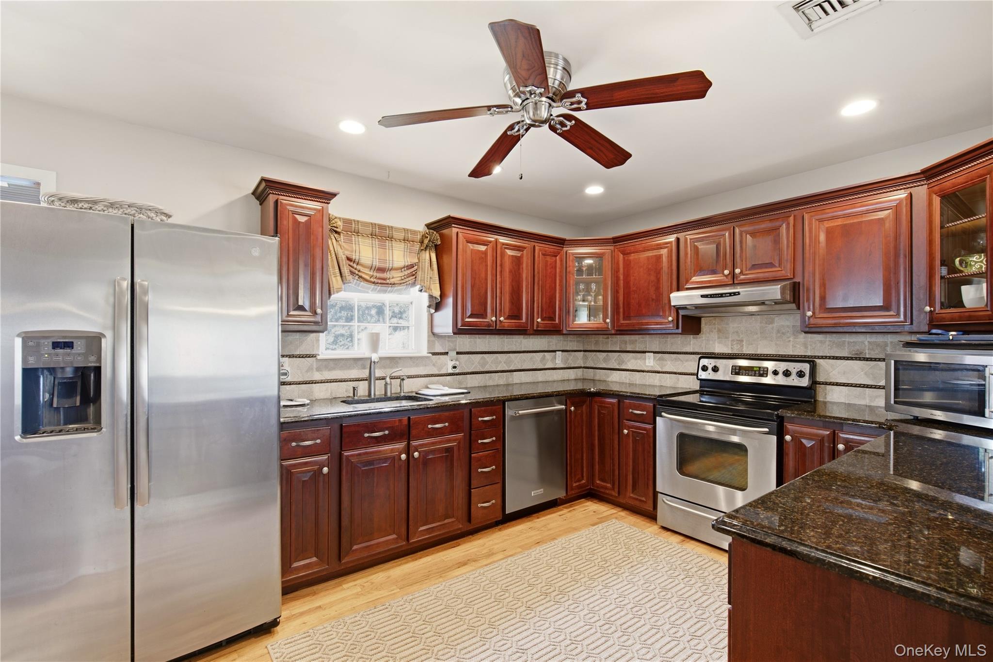 8 Crossman Road Property Photo 7