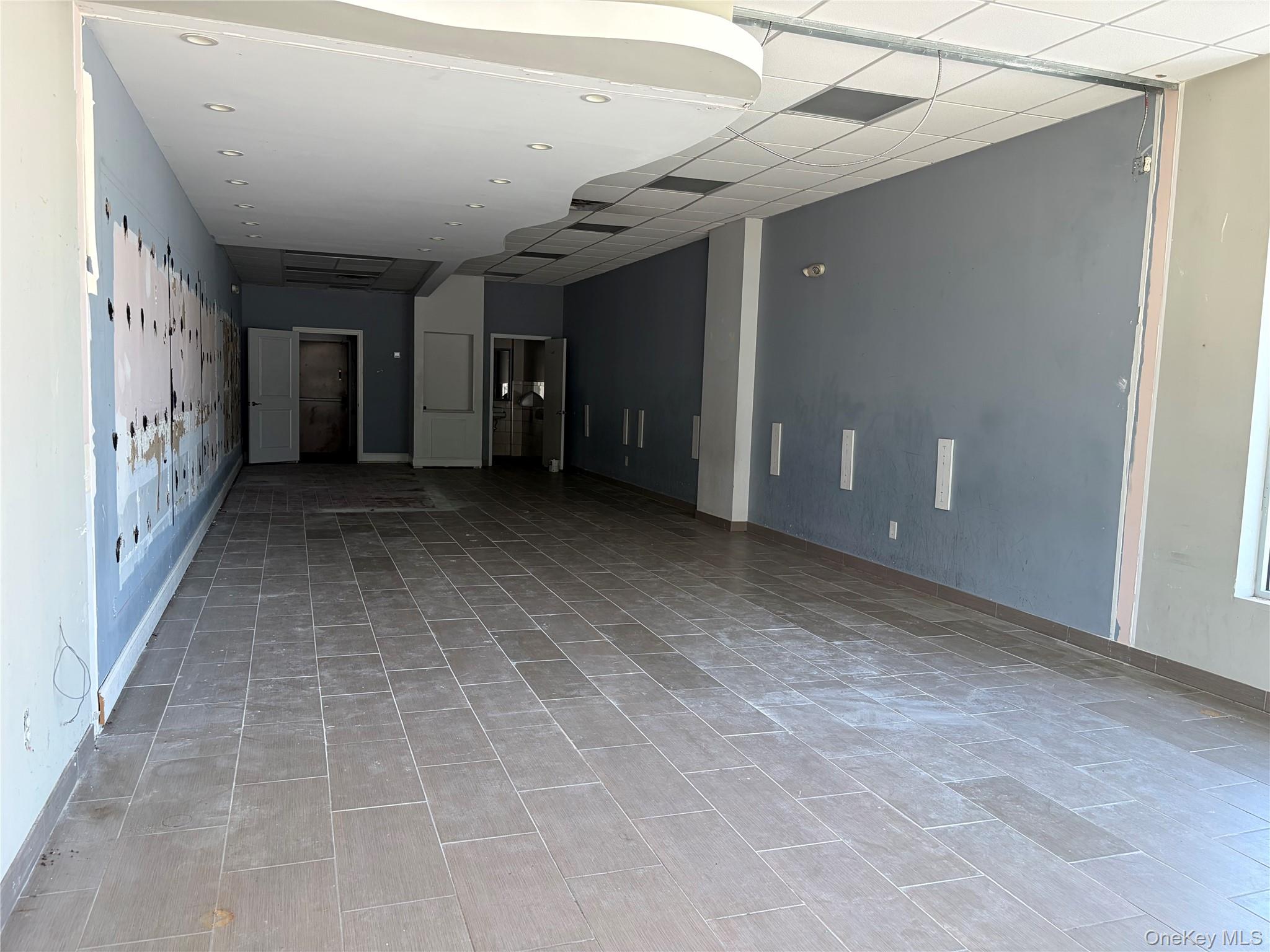355 Union Boulevard Property Photo 6