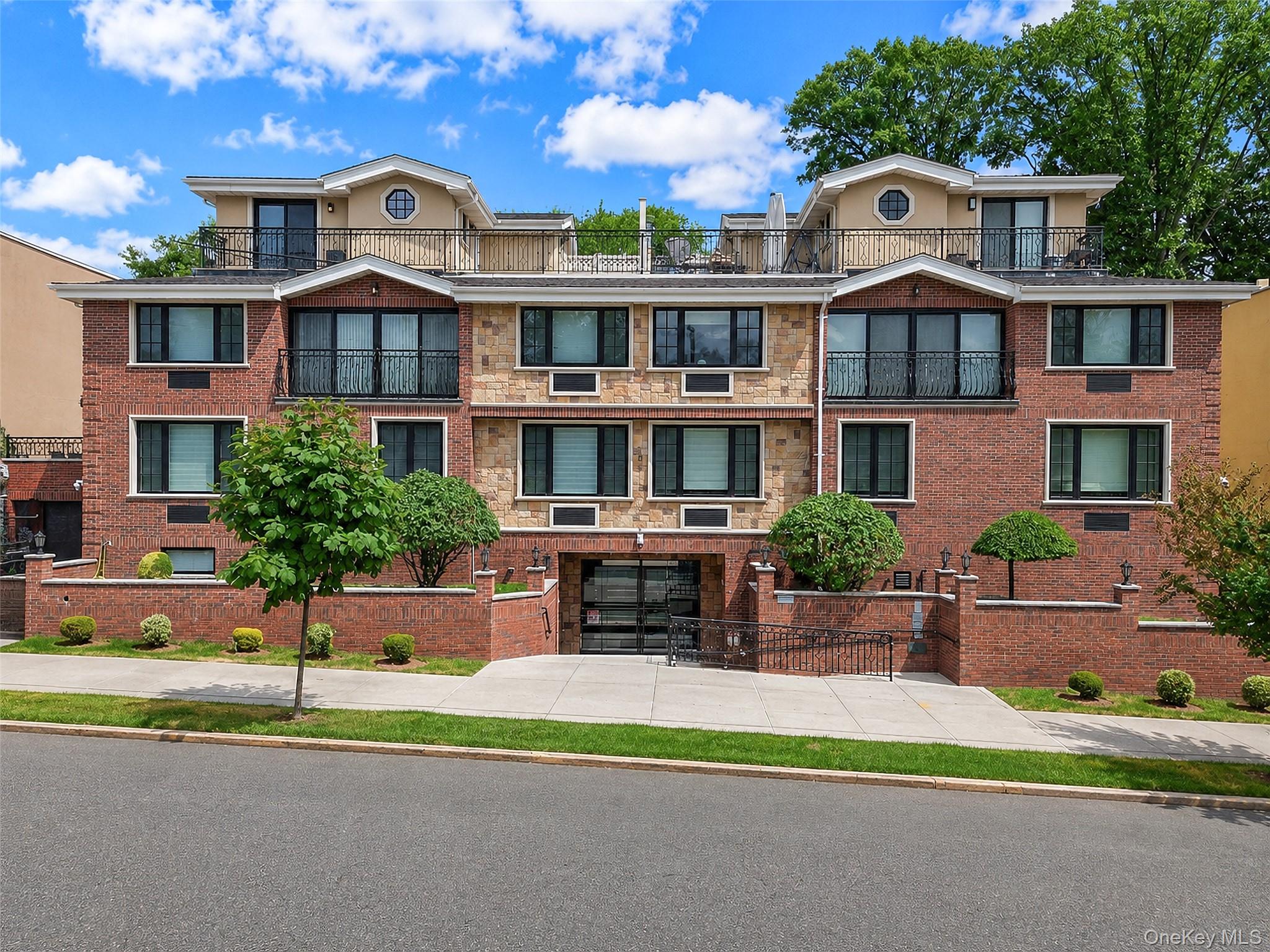 185 Battery Avenue 2a Property Photo 1
