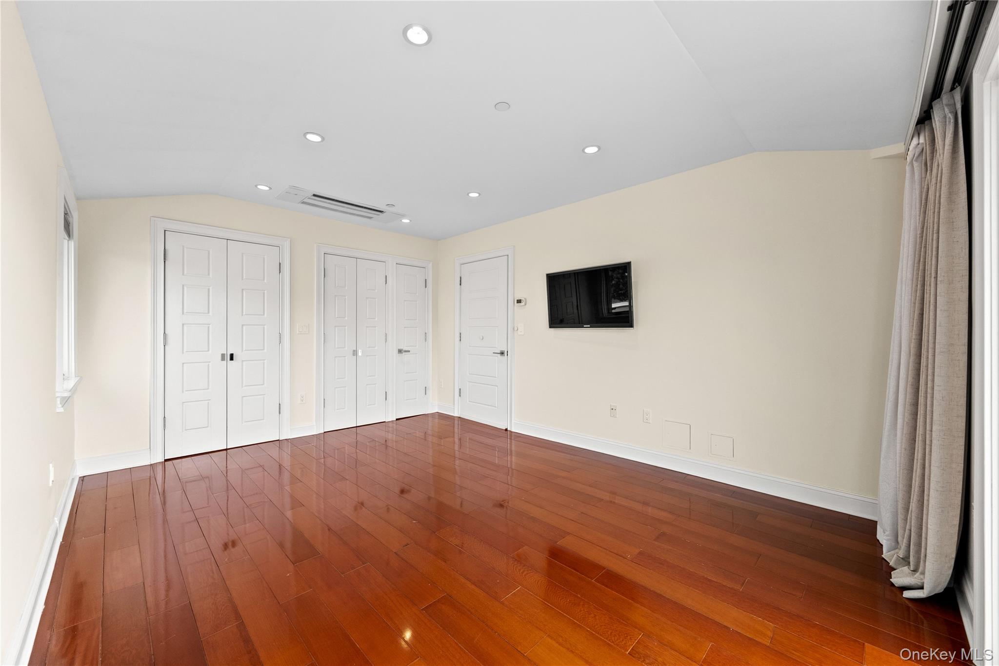 185 Battery Avenue 2a Property Photo 19