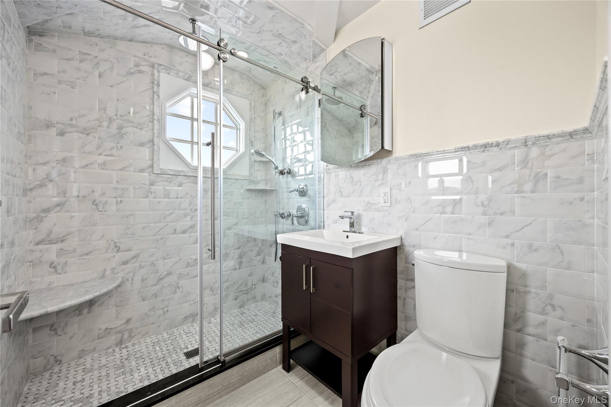 185 Battery Avenue 2a Property Photo 21
