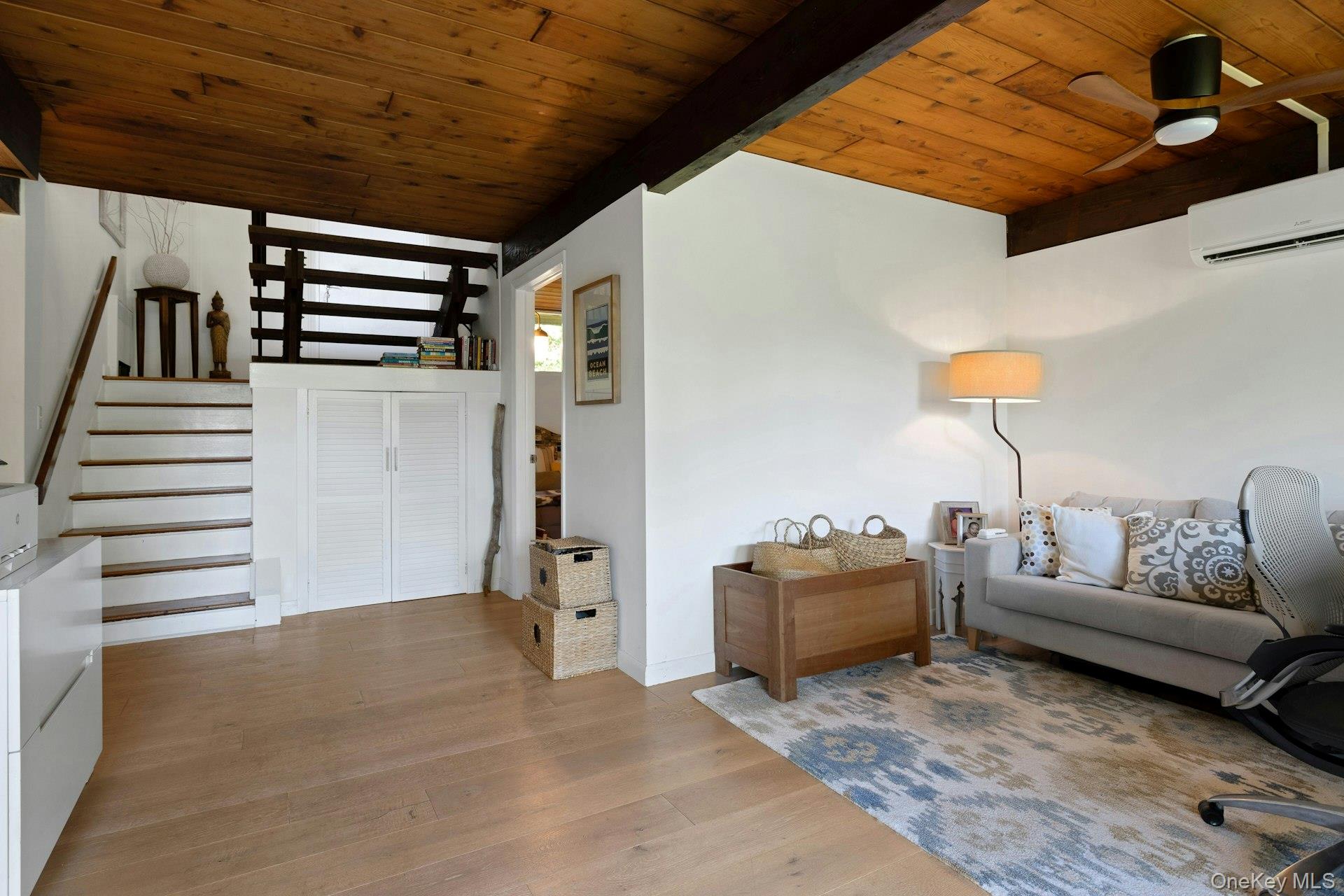 5 Howe Street Property Photo 21