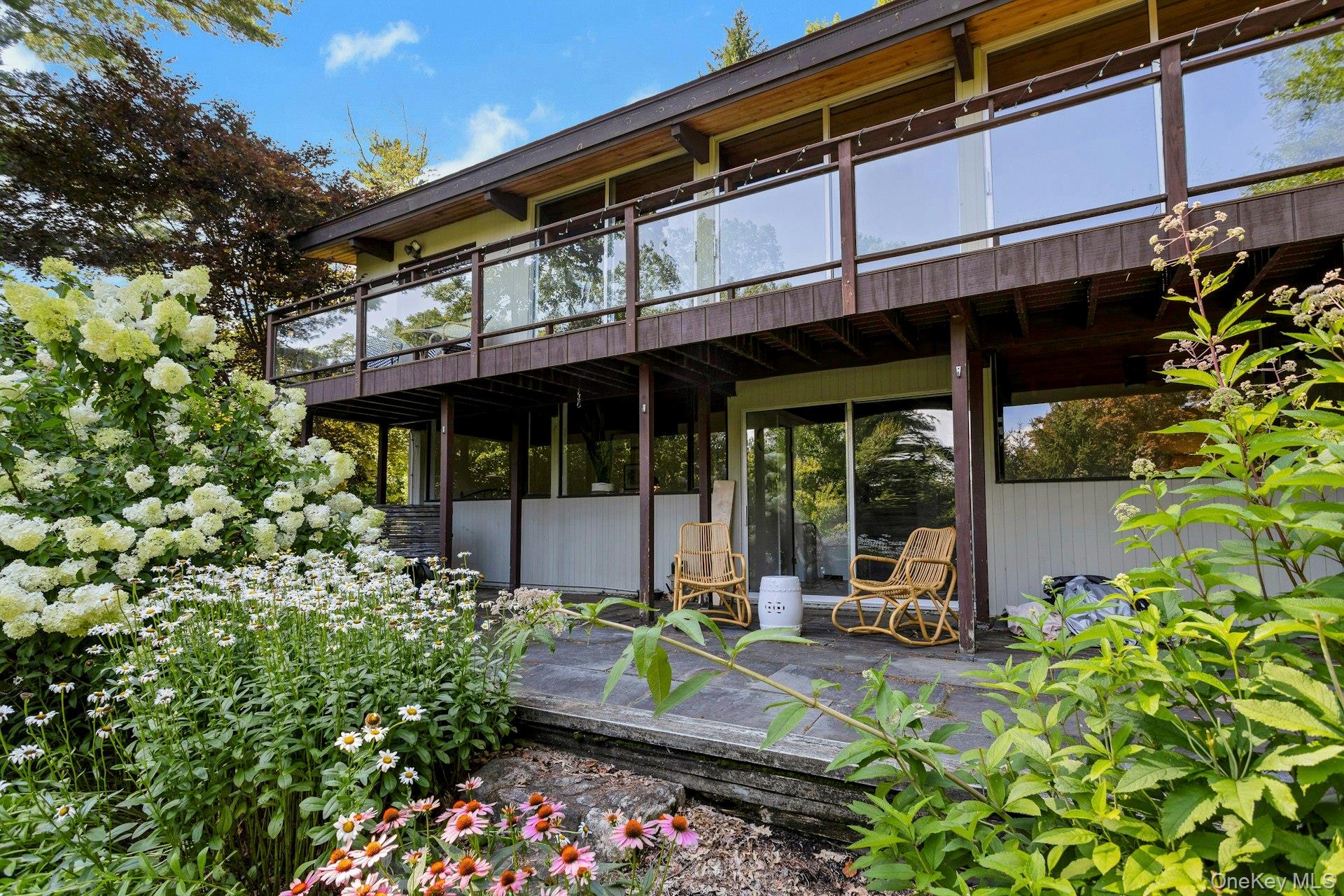 5 Howe Street Property Photo 27