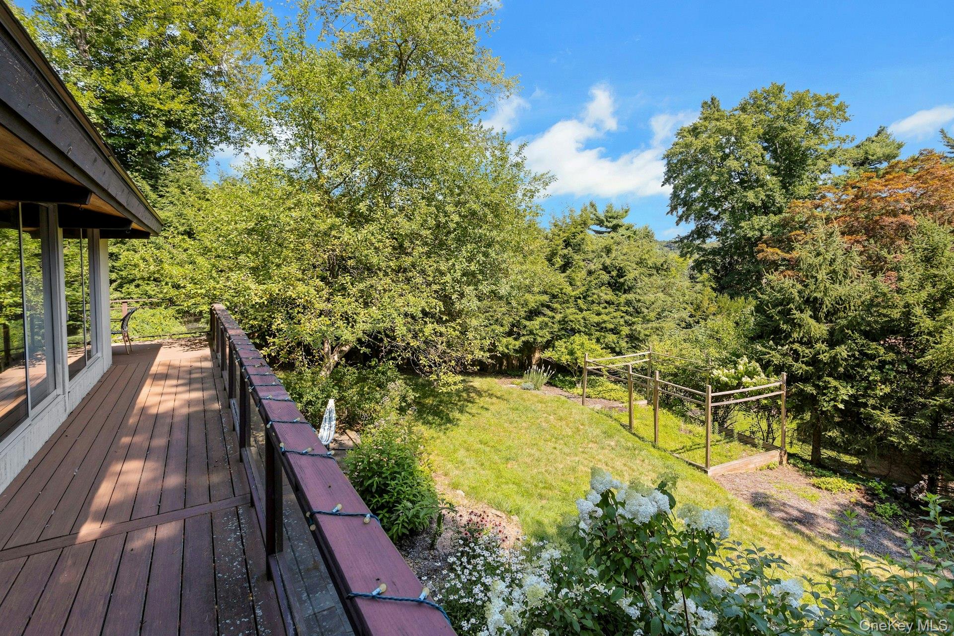 5 Howe Street Property Photo 29
