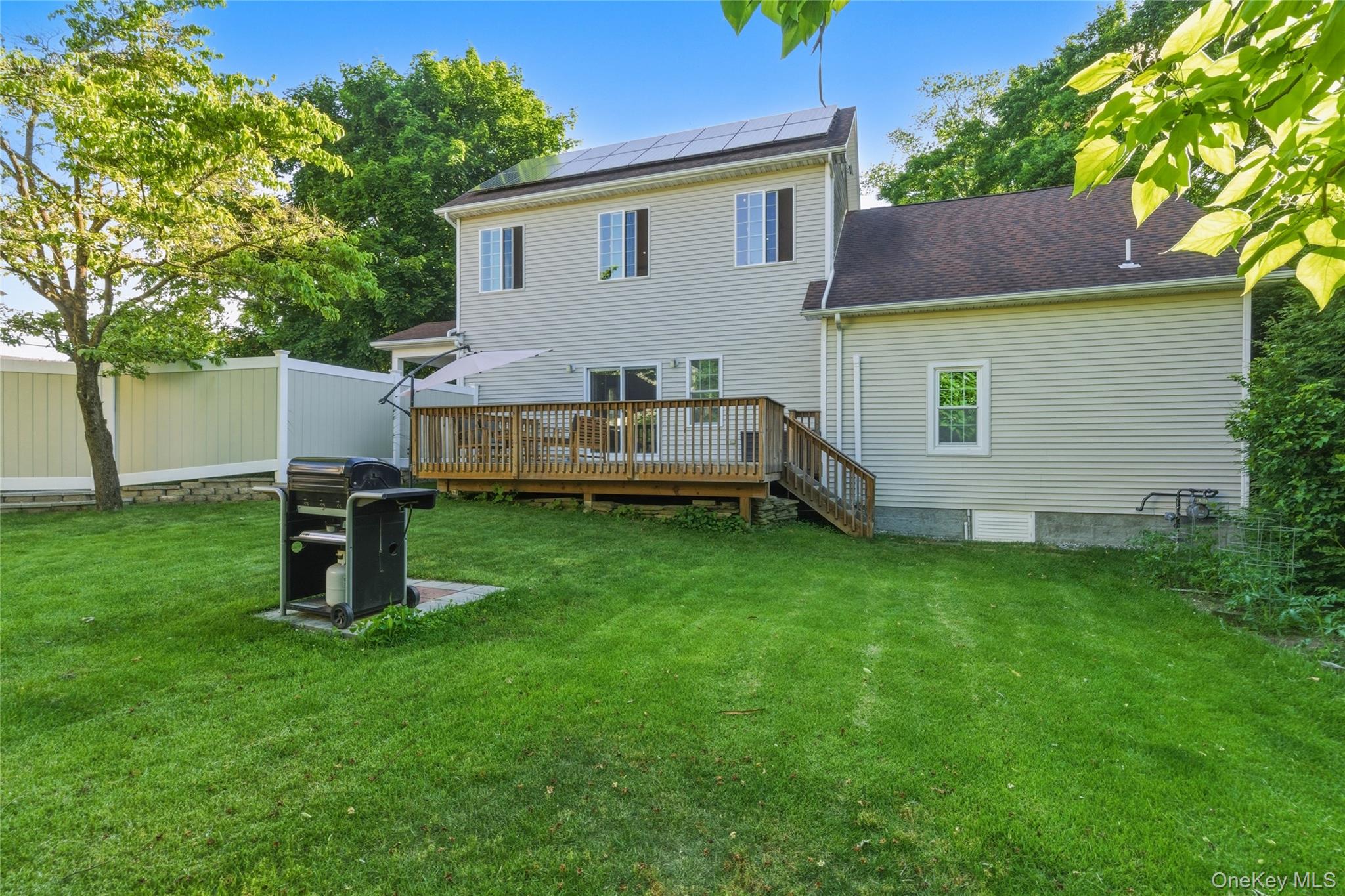 216 Catherine Street Property Photo 42