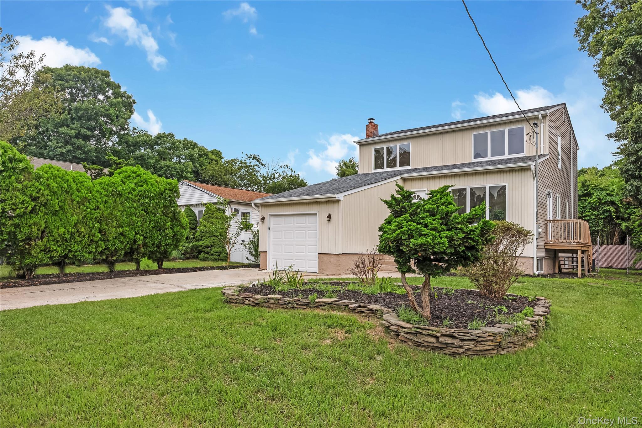 65 Westminster Drive Property Photo 3