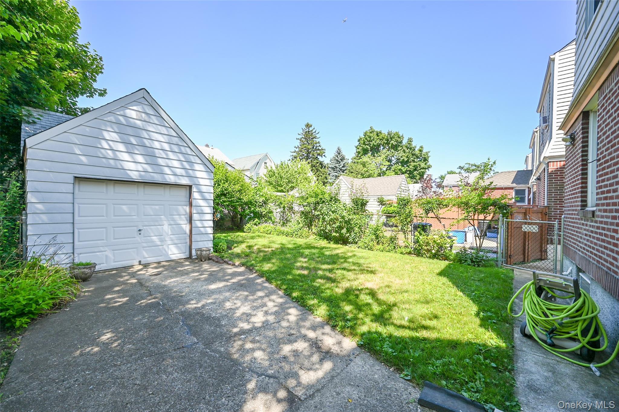 171-37 Courtney Avenue Property Photo 16