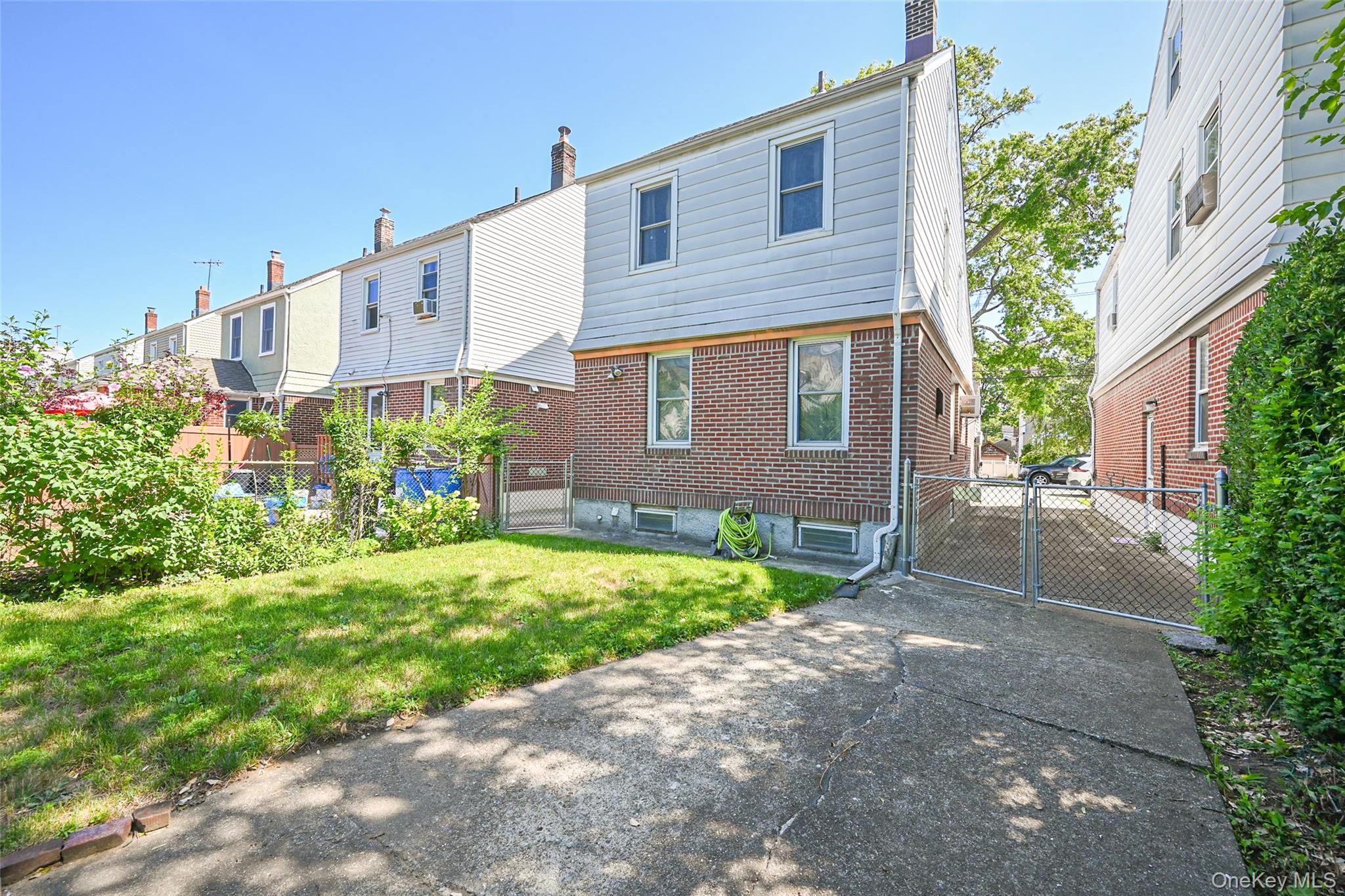 171-37 Courtney Avenue Property Photo 18