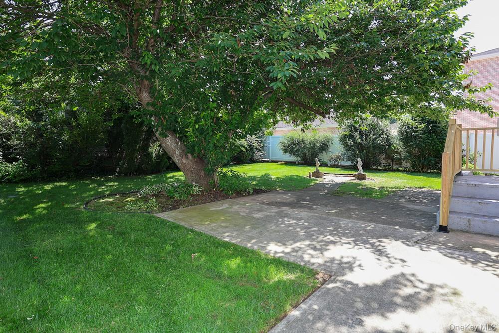 560 N 6th Street Property Photo 32