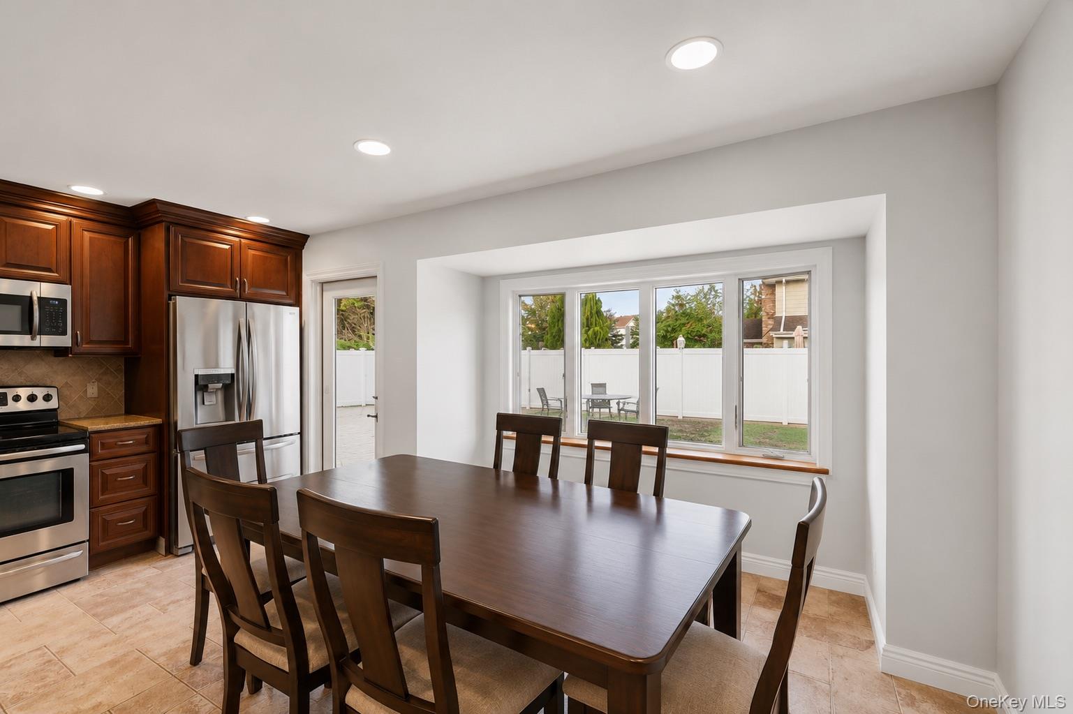 61 Hemlock Lane Property Photo 13