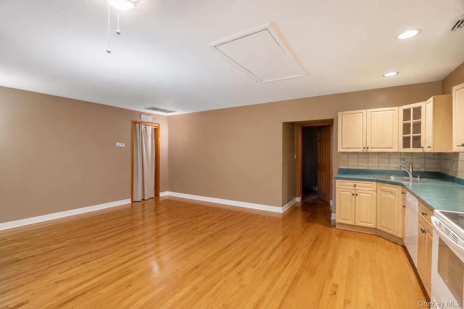 61 Hemlock Lane Property Photo 30