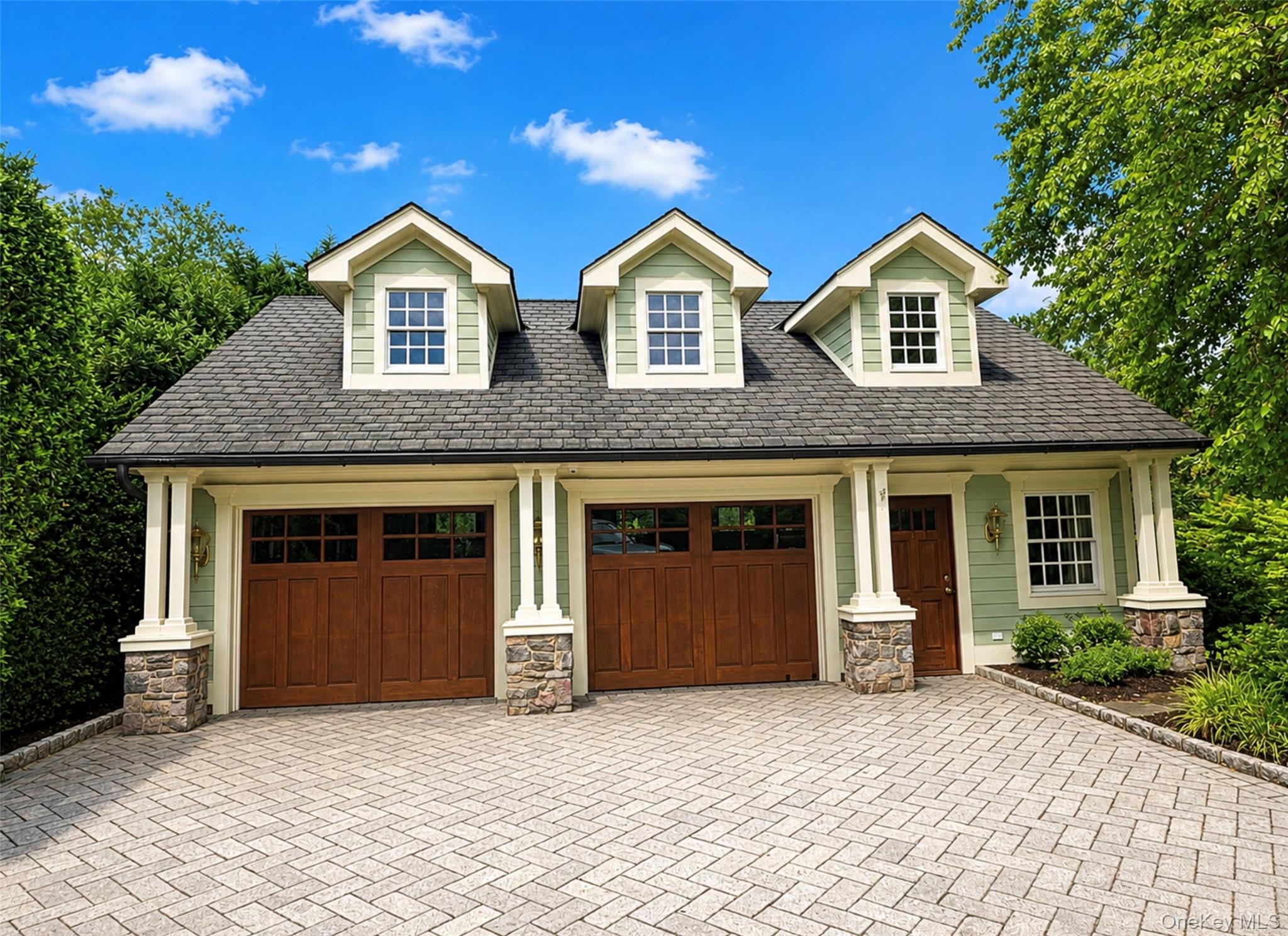 608 Shore Drive Property Photo 10
