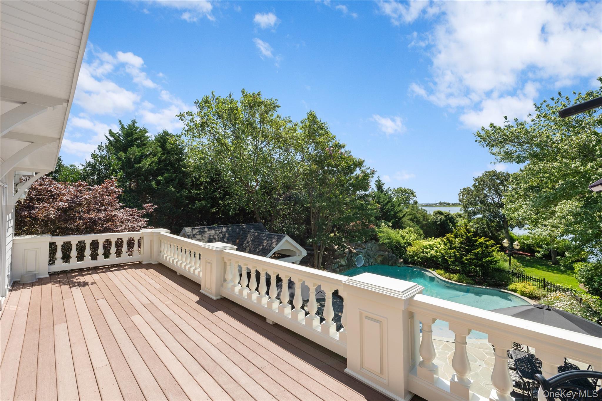 608 Shore Drive Property Photo 30