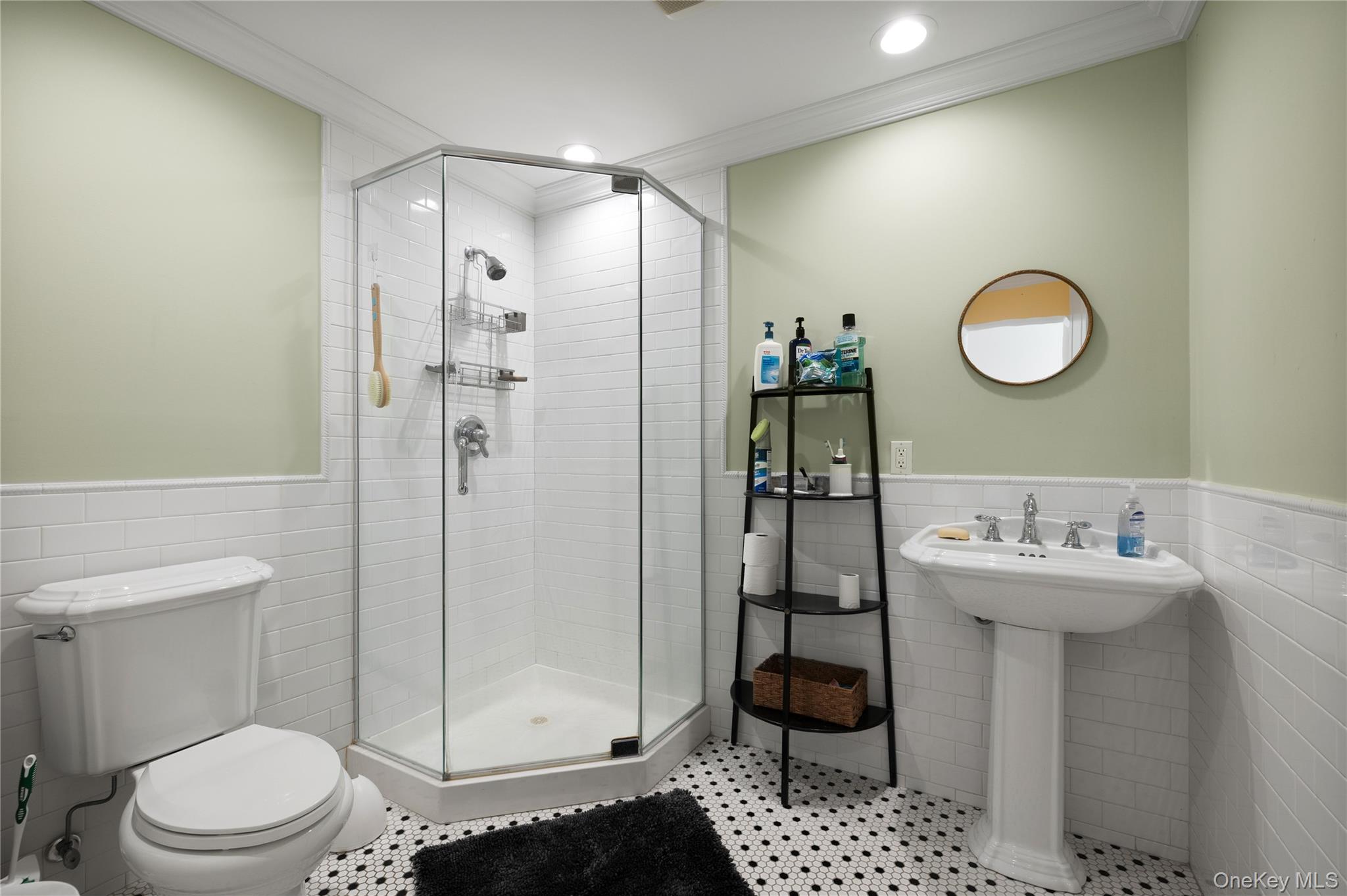 608 Shore Drive Property Photo 39