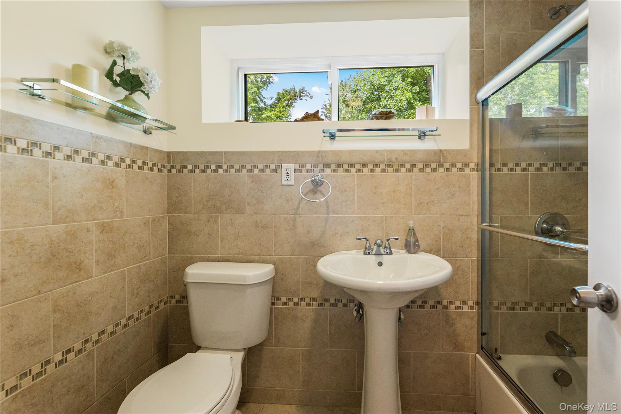 178 Wilmot Road Property Photo 37