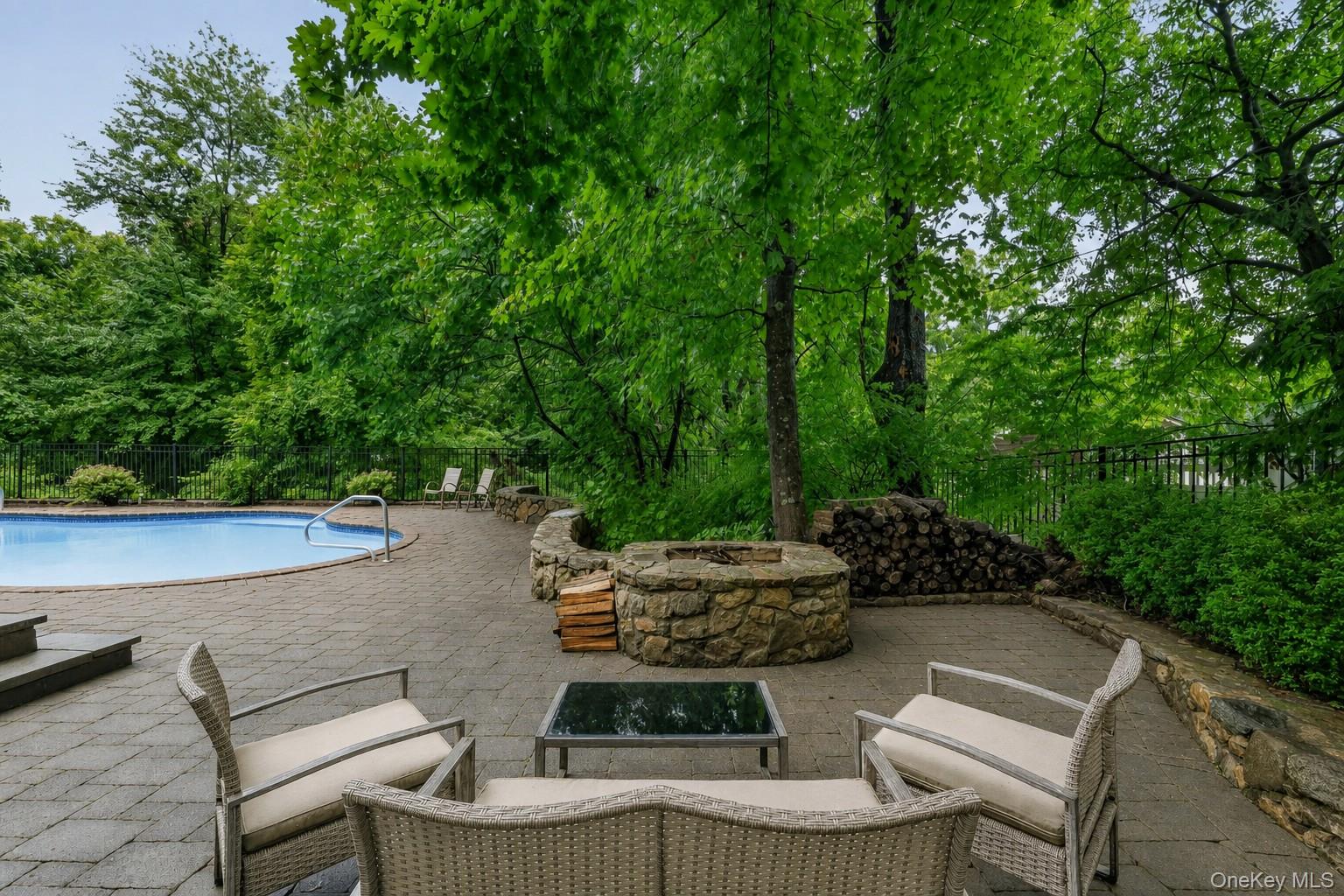 1 Stonefield Court Property Photo 36