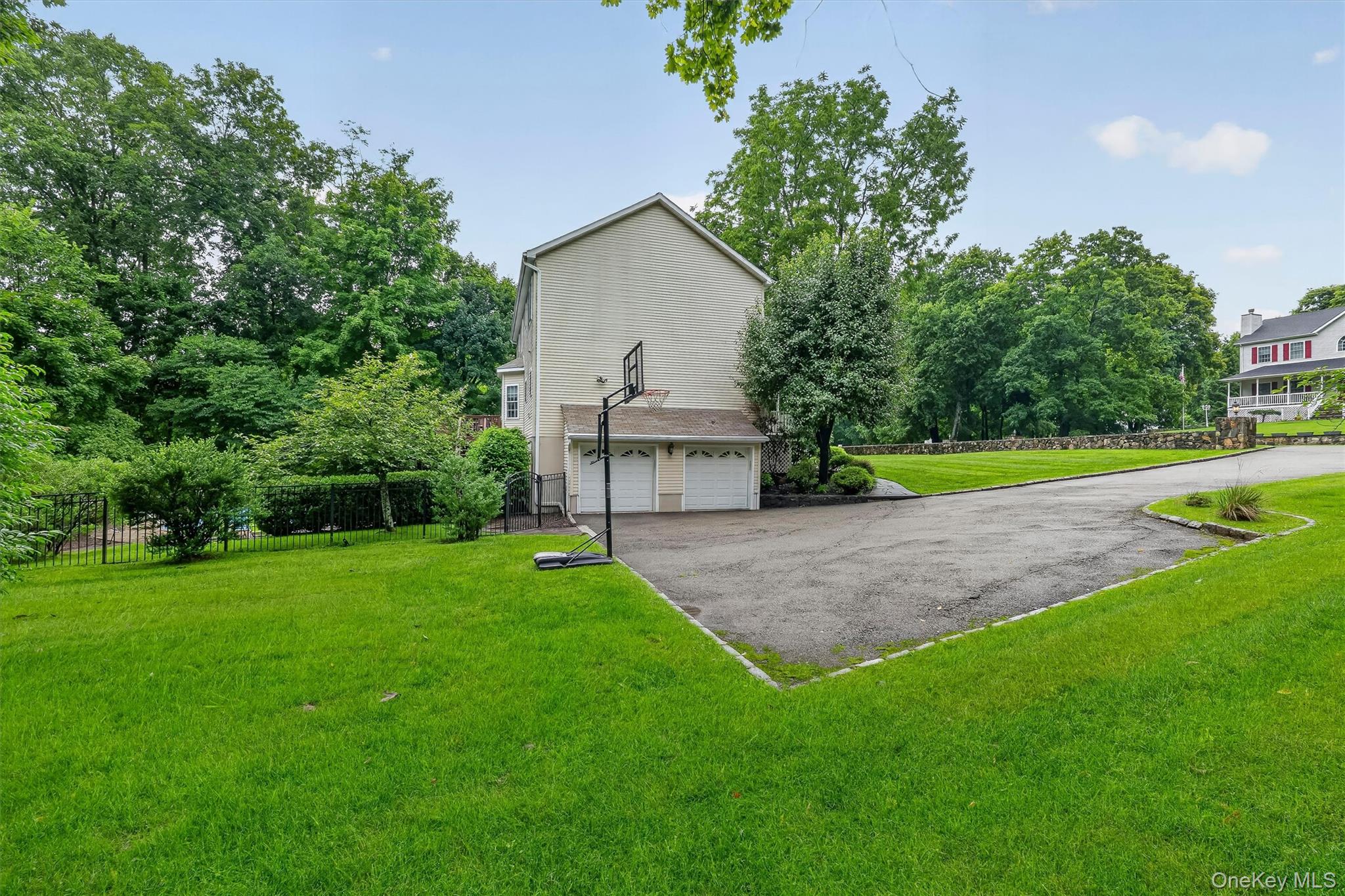 1 Stonefield Court Property Photo 39