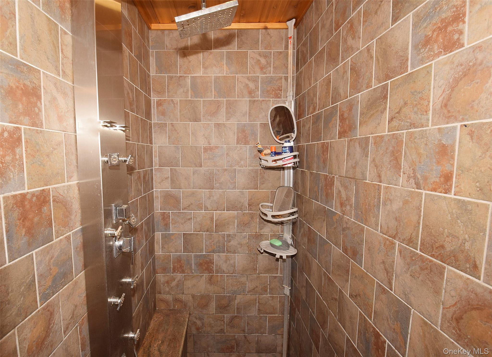 587 Johnson Avenue Property Photo 7