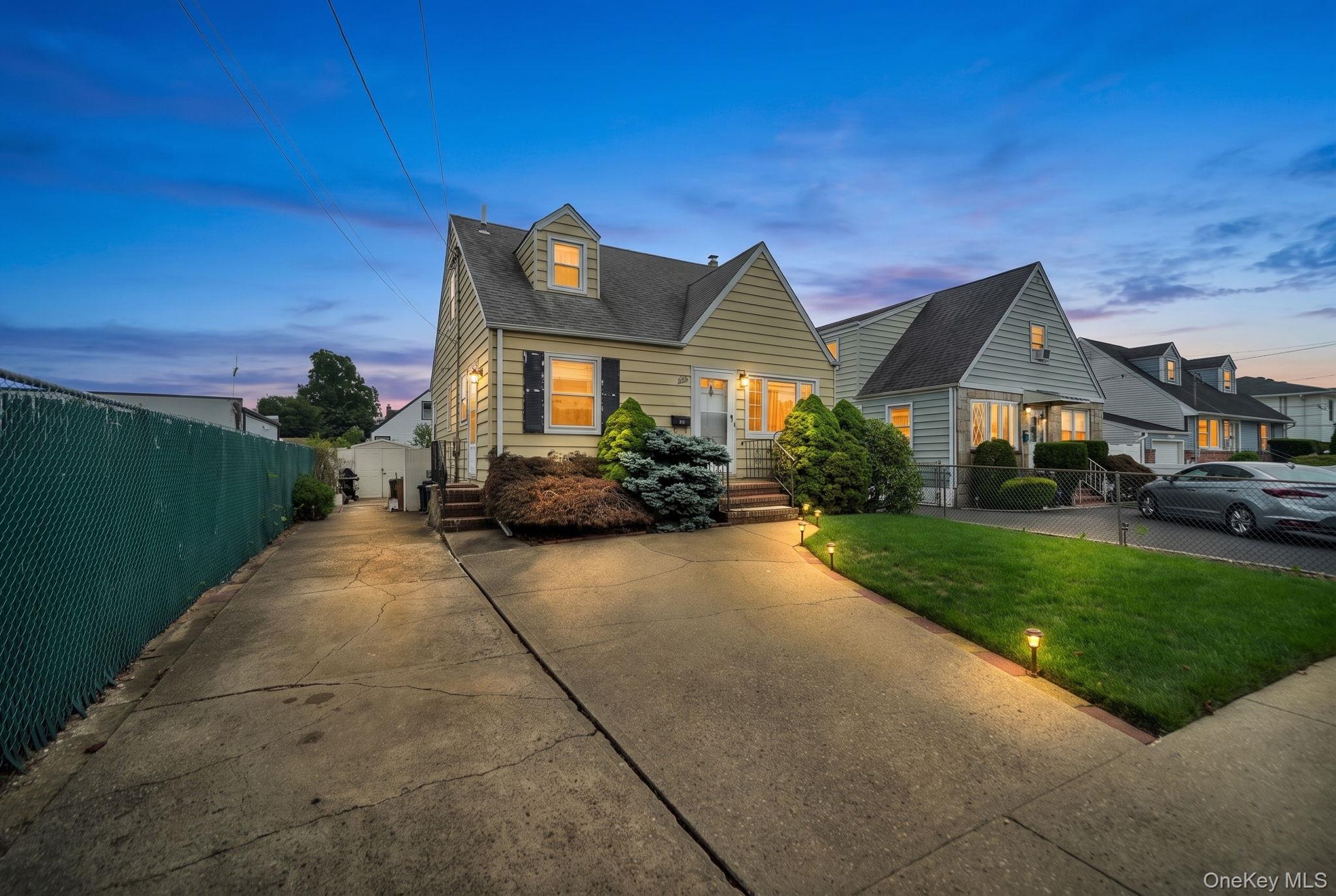 6 Lippold Street Property Photo 1