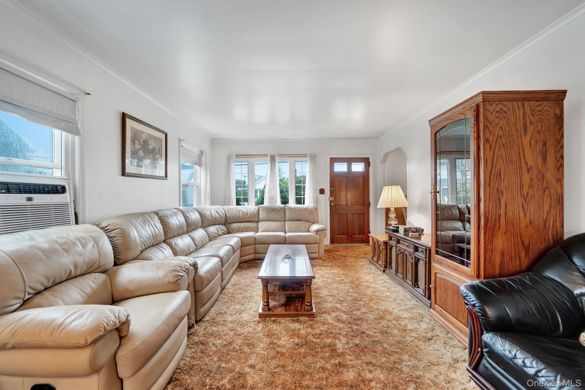 6 Lippold Street Property Photo 6