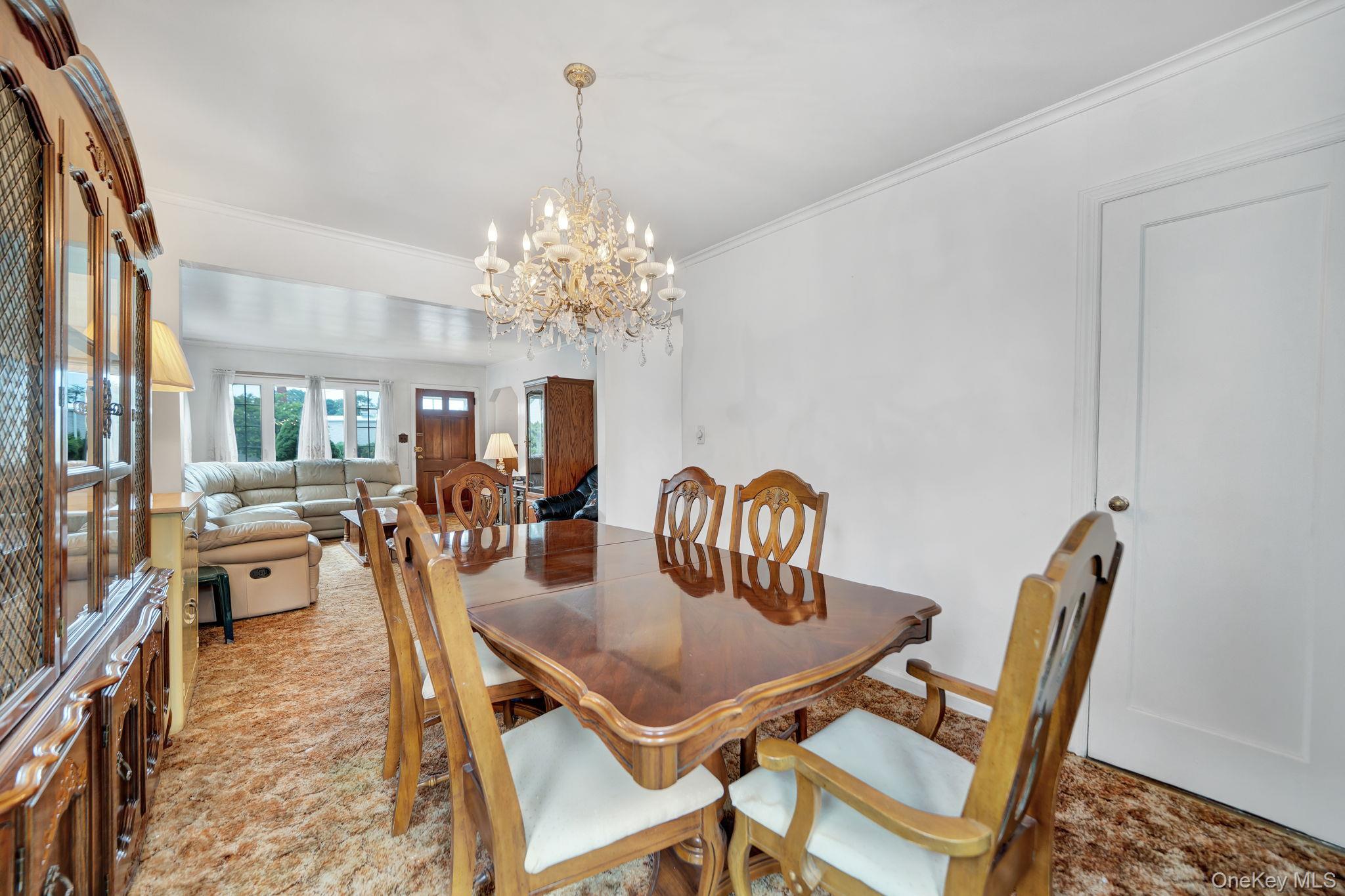 6 Lippold Street Property Photo 10
