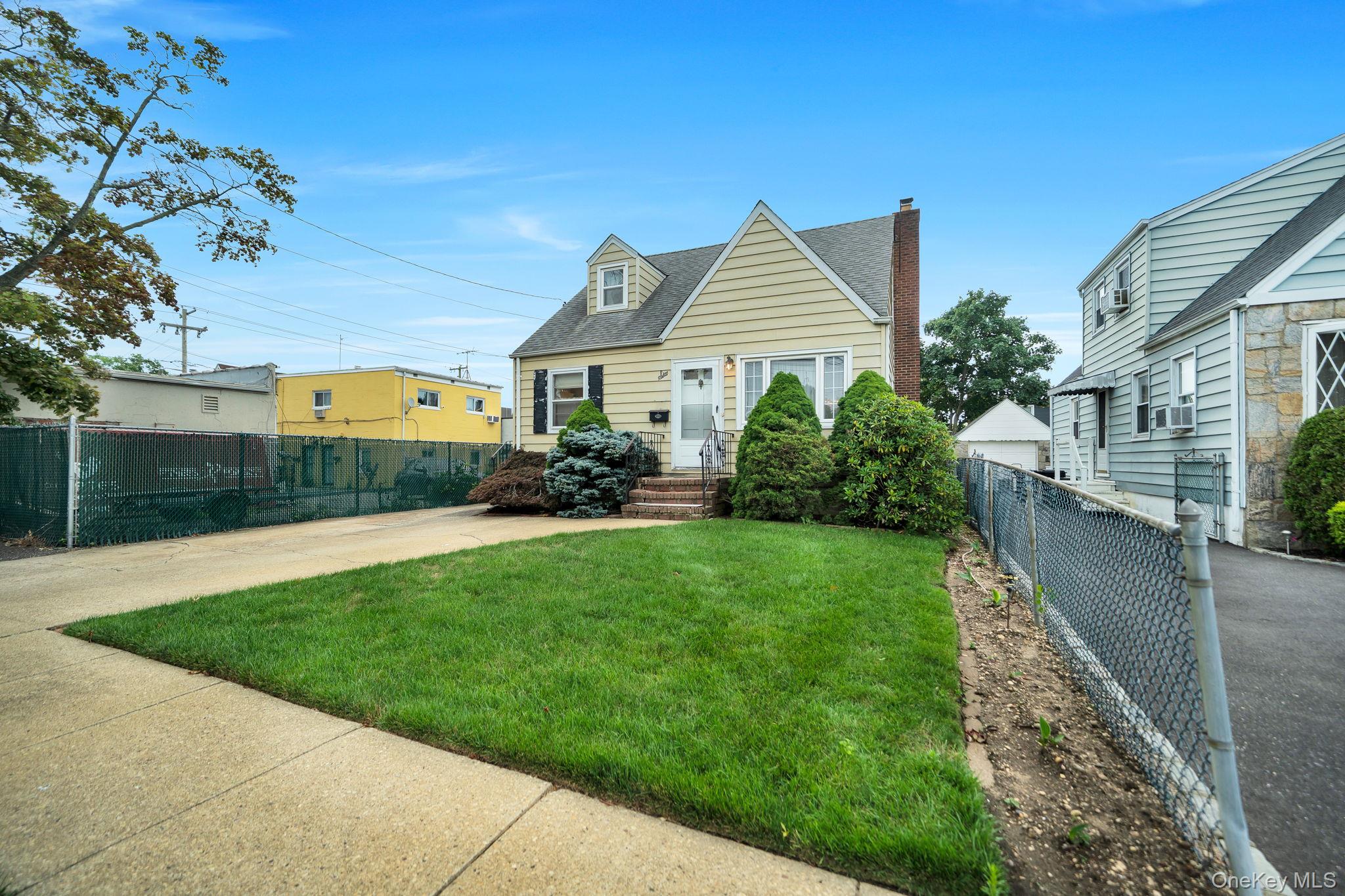 6 Lippold Street Property Photo 27