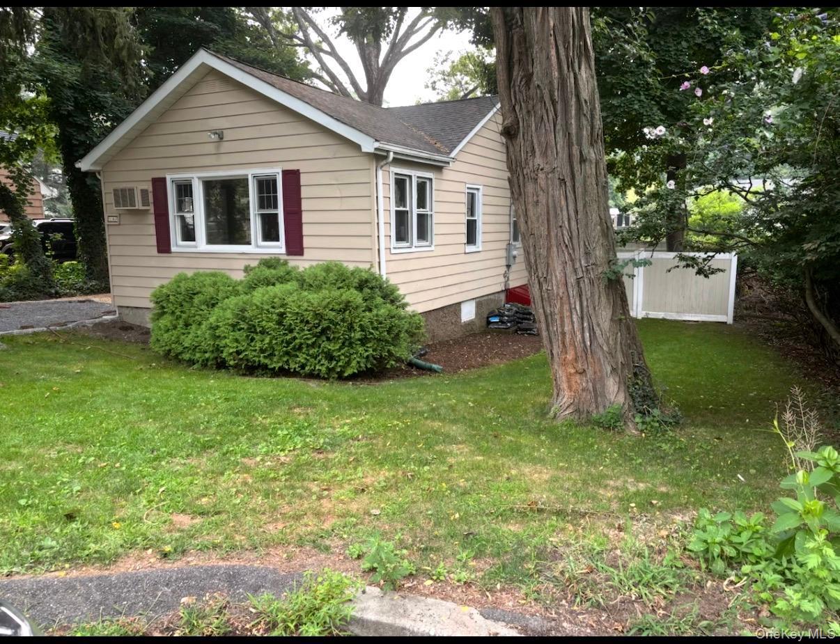 18 Kew Property Photo 2