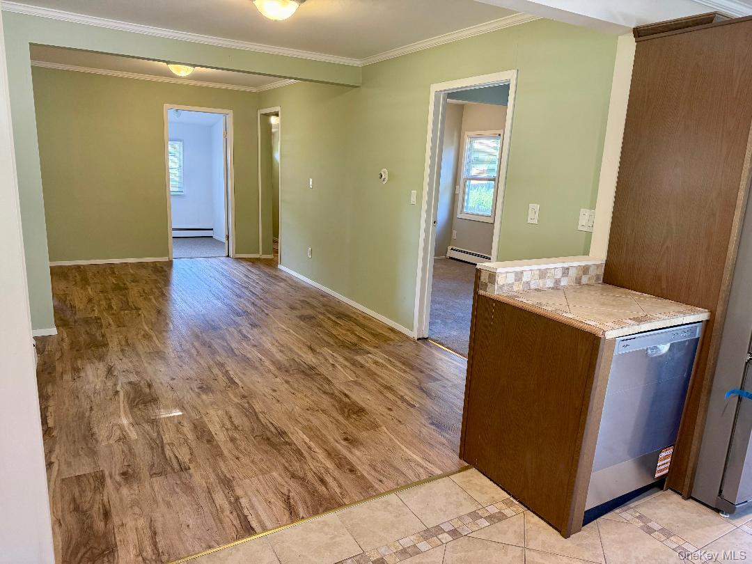 18 Kew Property Photo 7