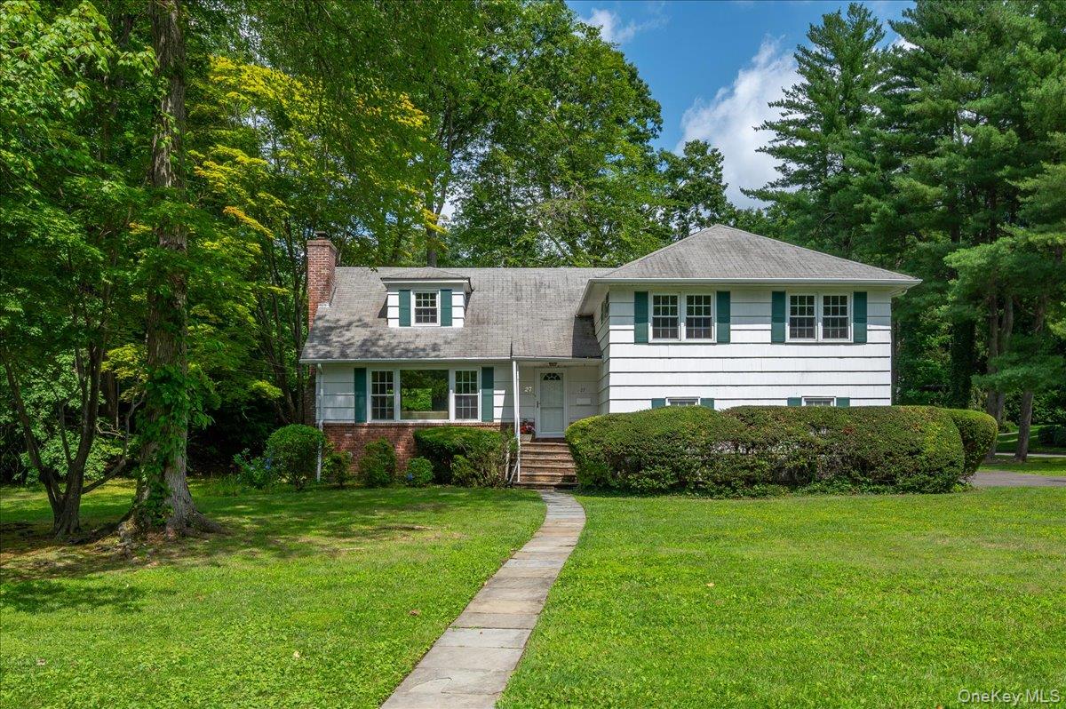 27 Meadowlark Road Property Photo 1