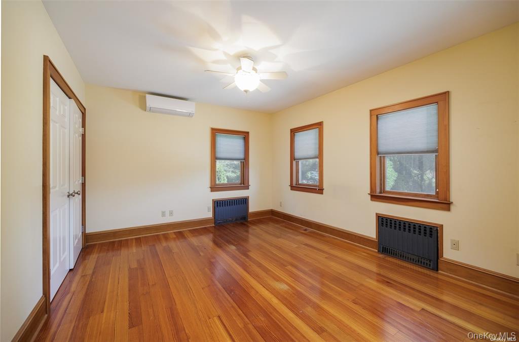 200 Lincoln Avenue Property Photo 6