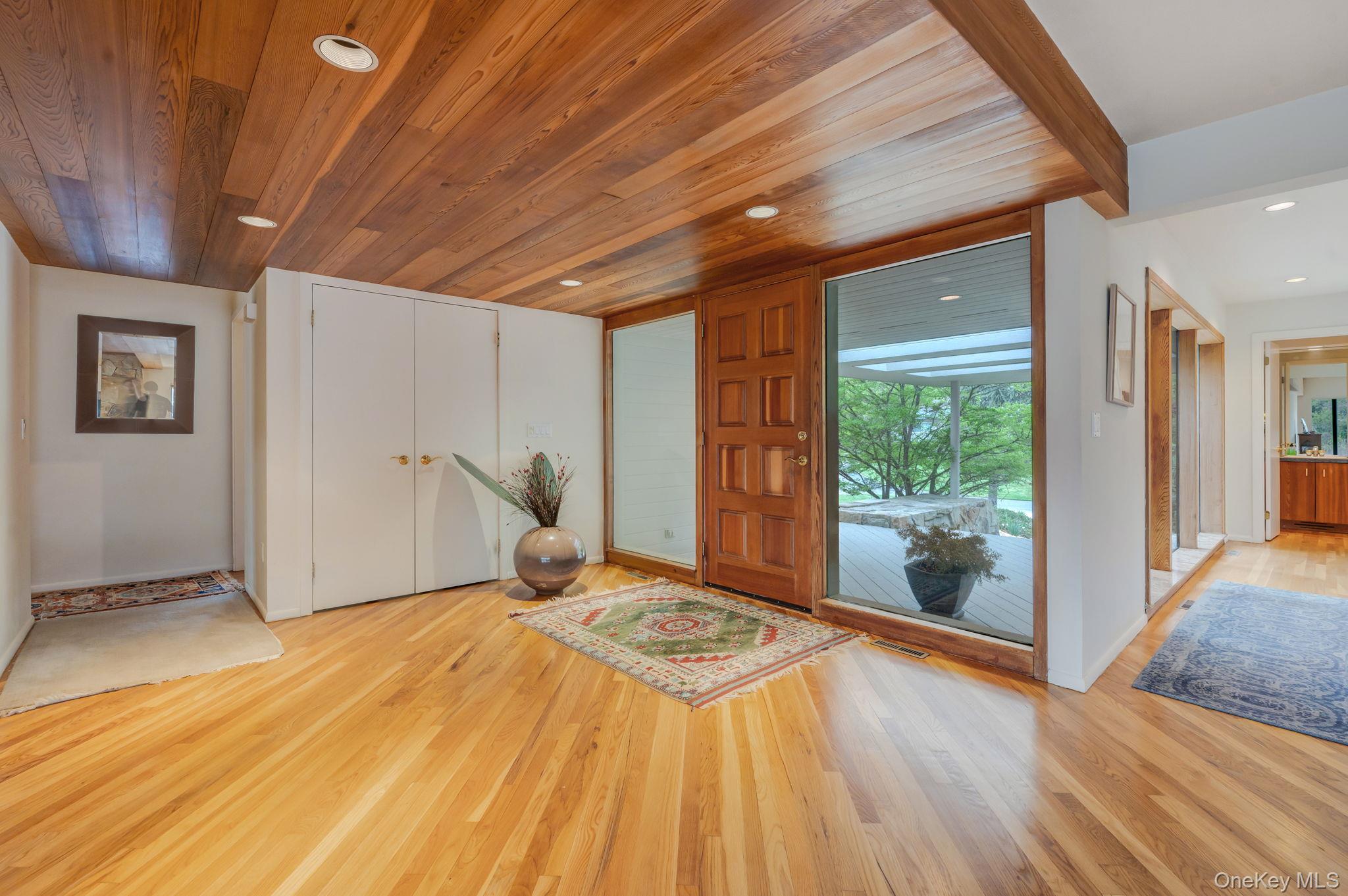 5 Kew Court Property Photo 9