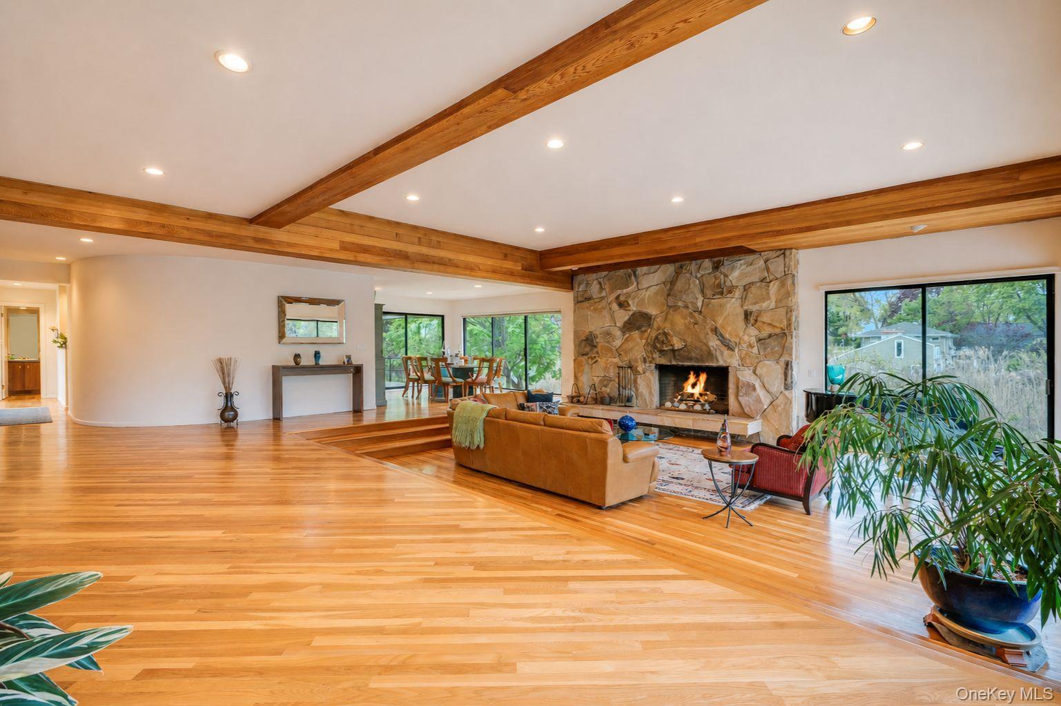 5 Kew Court Property Photo 11