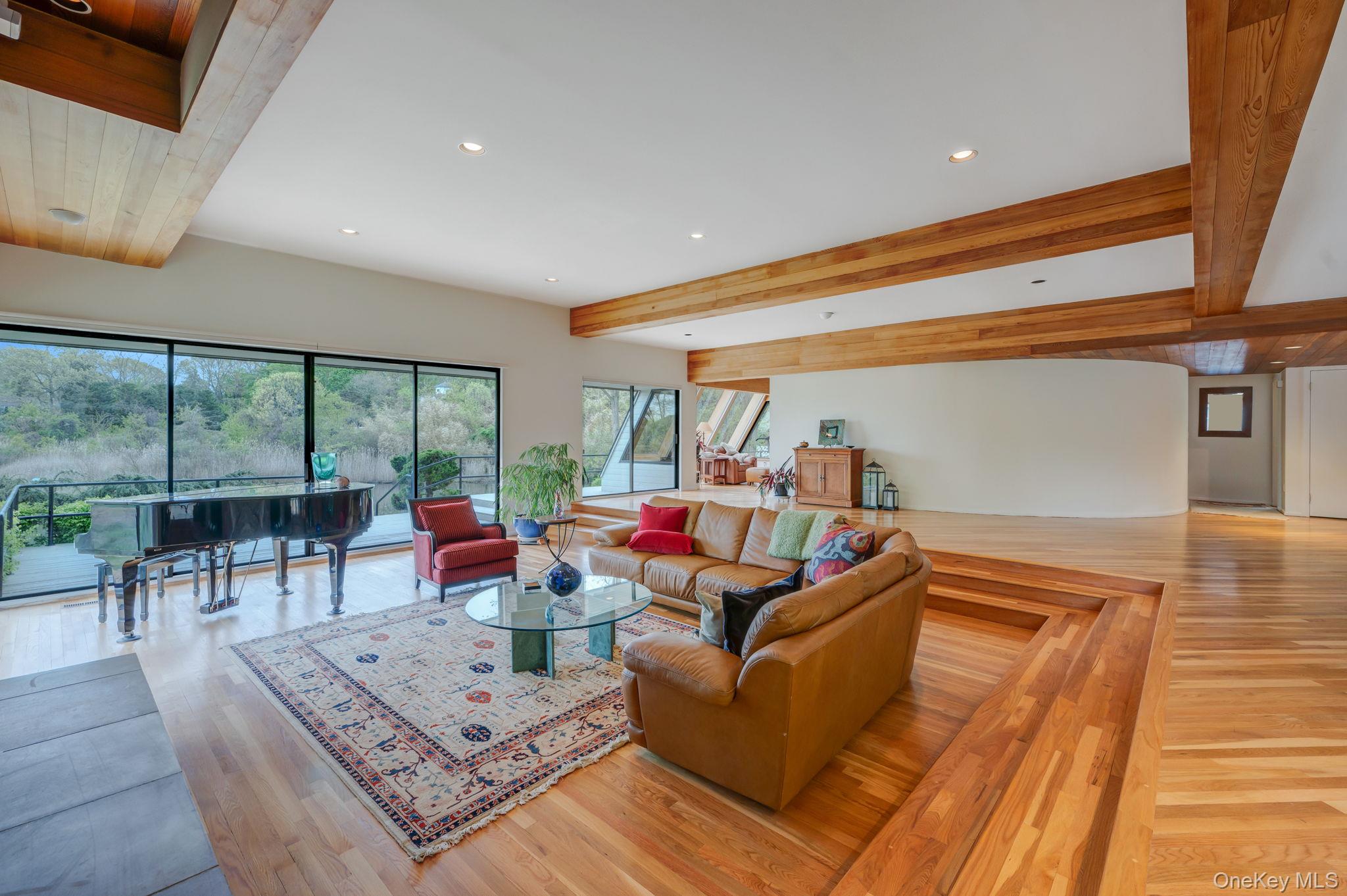 5 Kew Court Property Photo 12