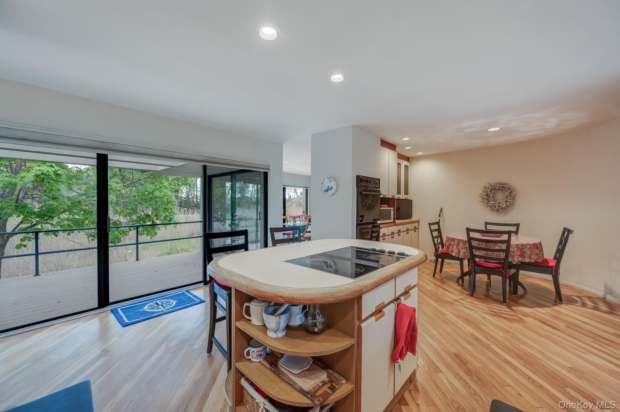 5 Kew Court Property Photo 20