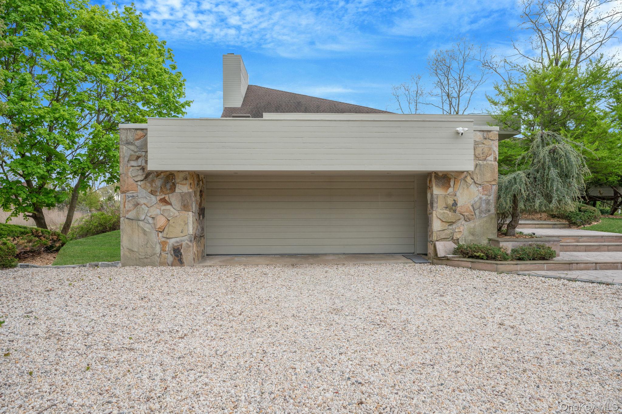 5 Kew Court Property Photo 40
