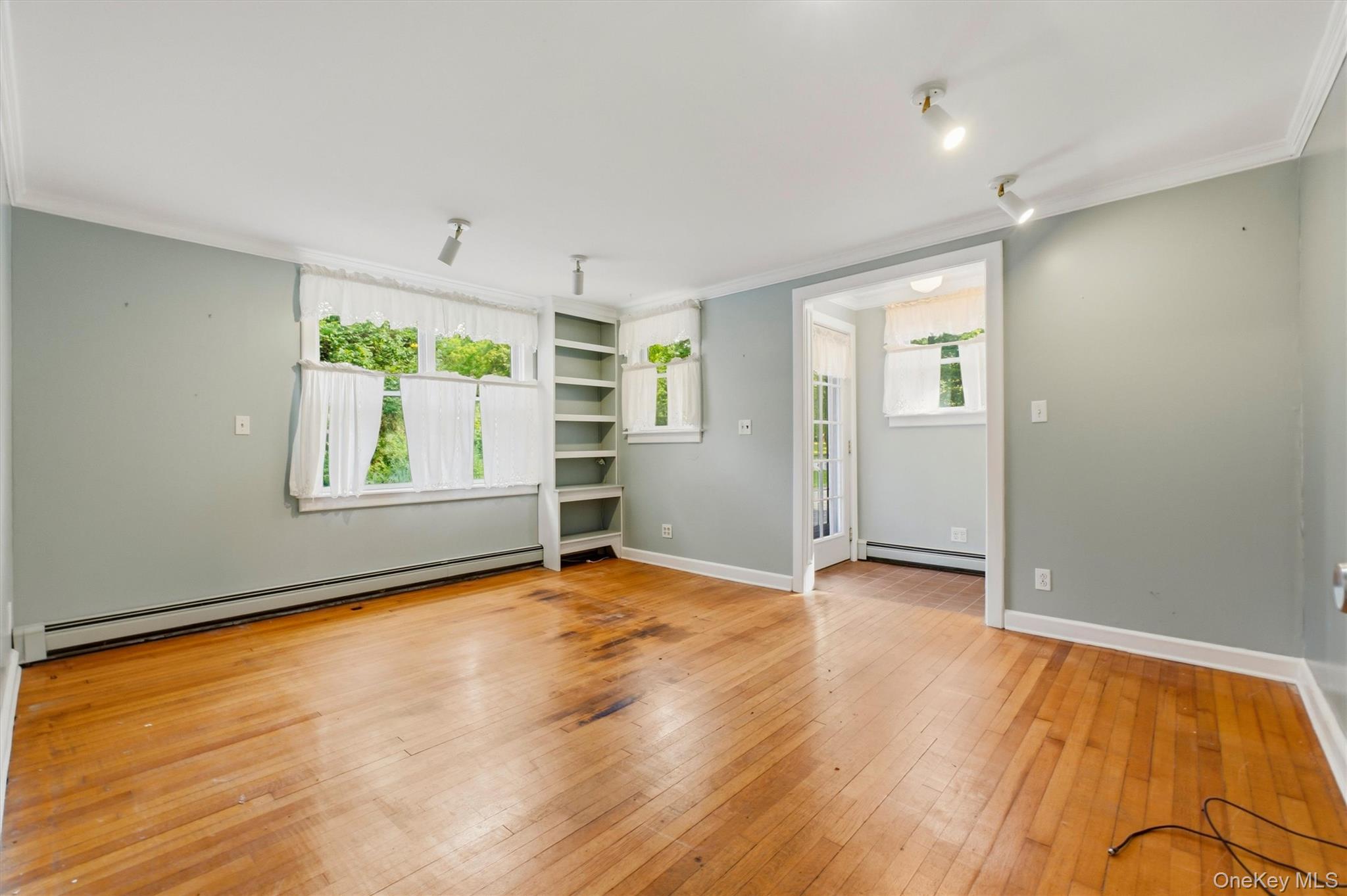 1200 Union Avenue Property Photo 8