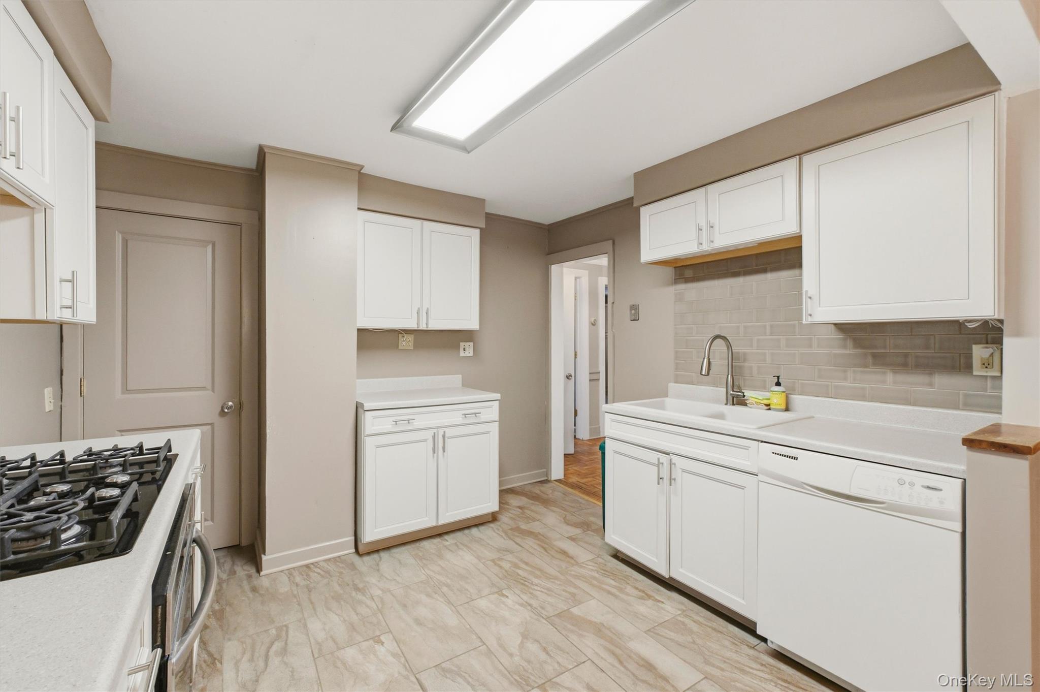 1200 Union Avenue Property Photo 11