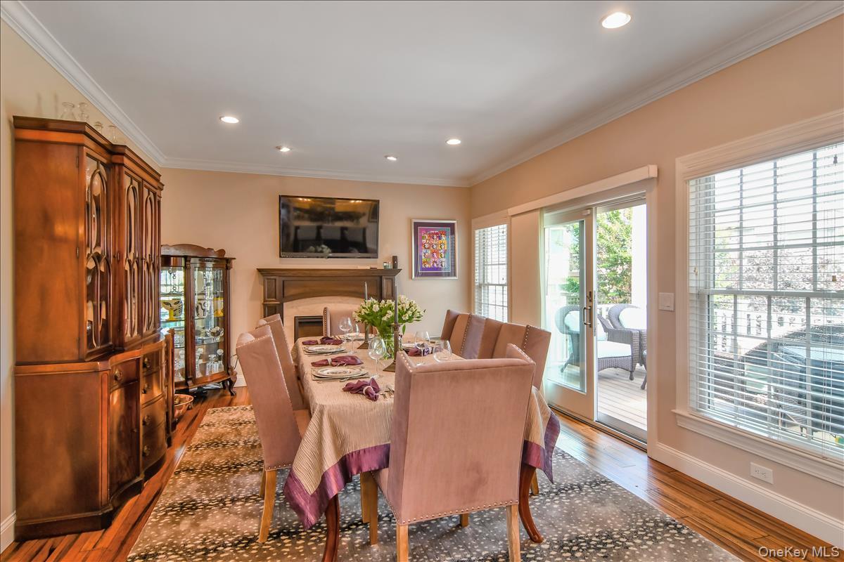 954 Glenridge Avenue Property Photo 11