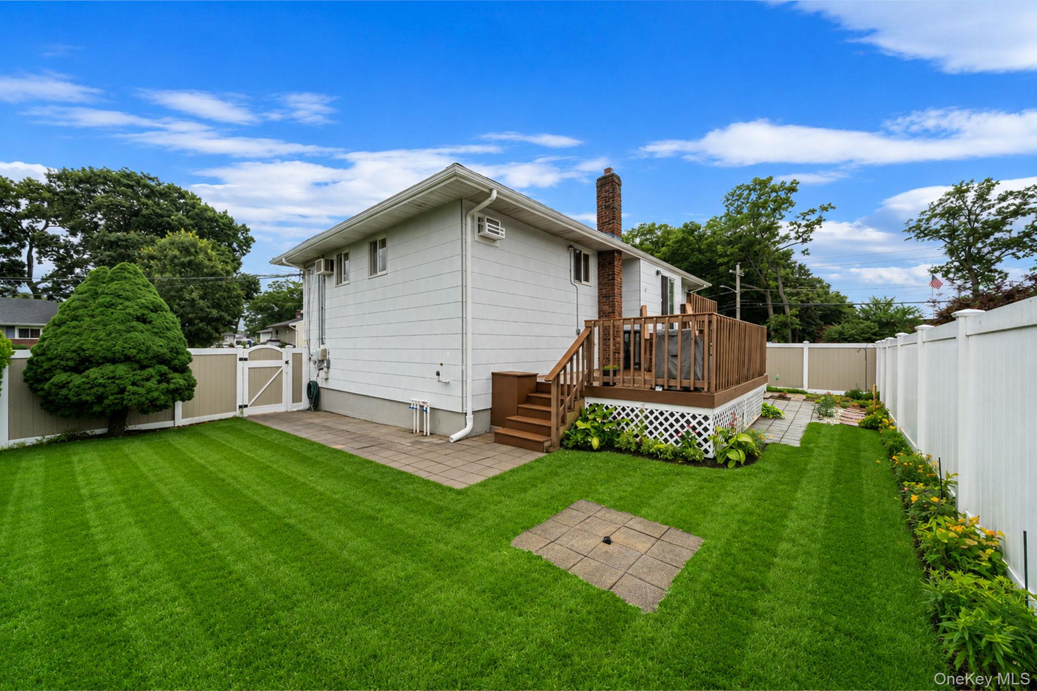 480 Fenimore Avenue Property Photo 7