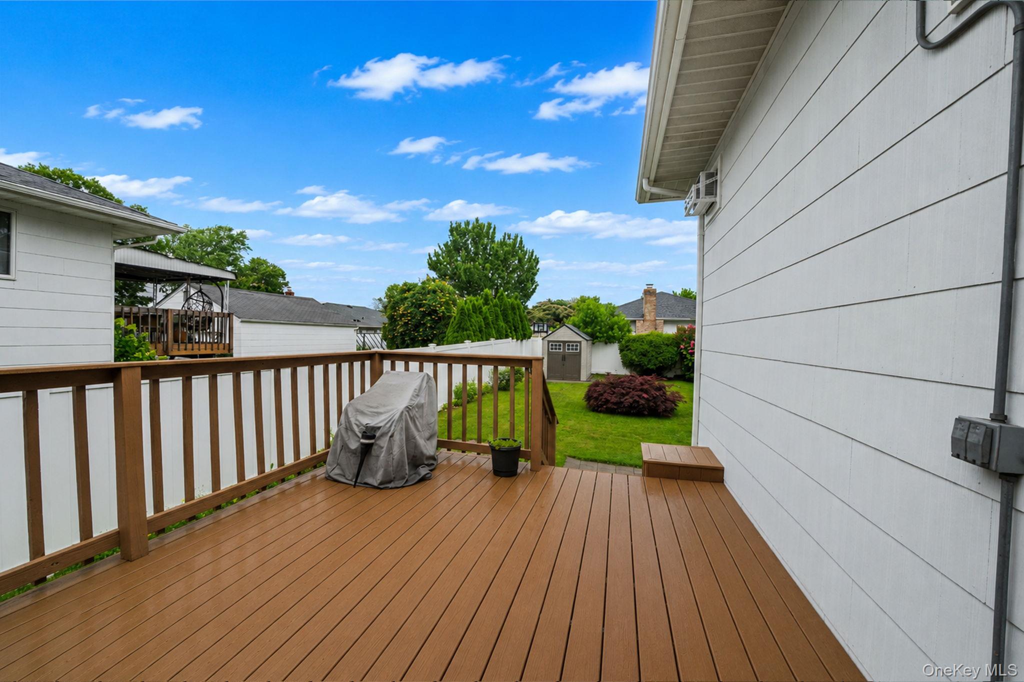 480 Fenimore Avenue Property Photo 10