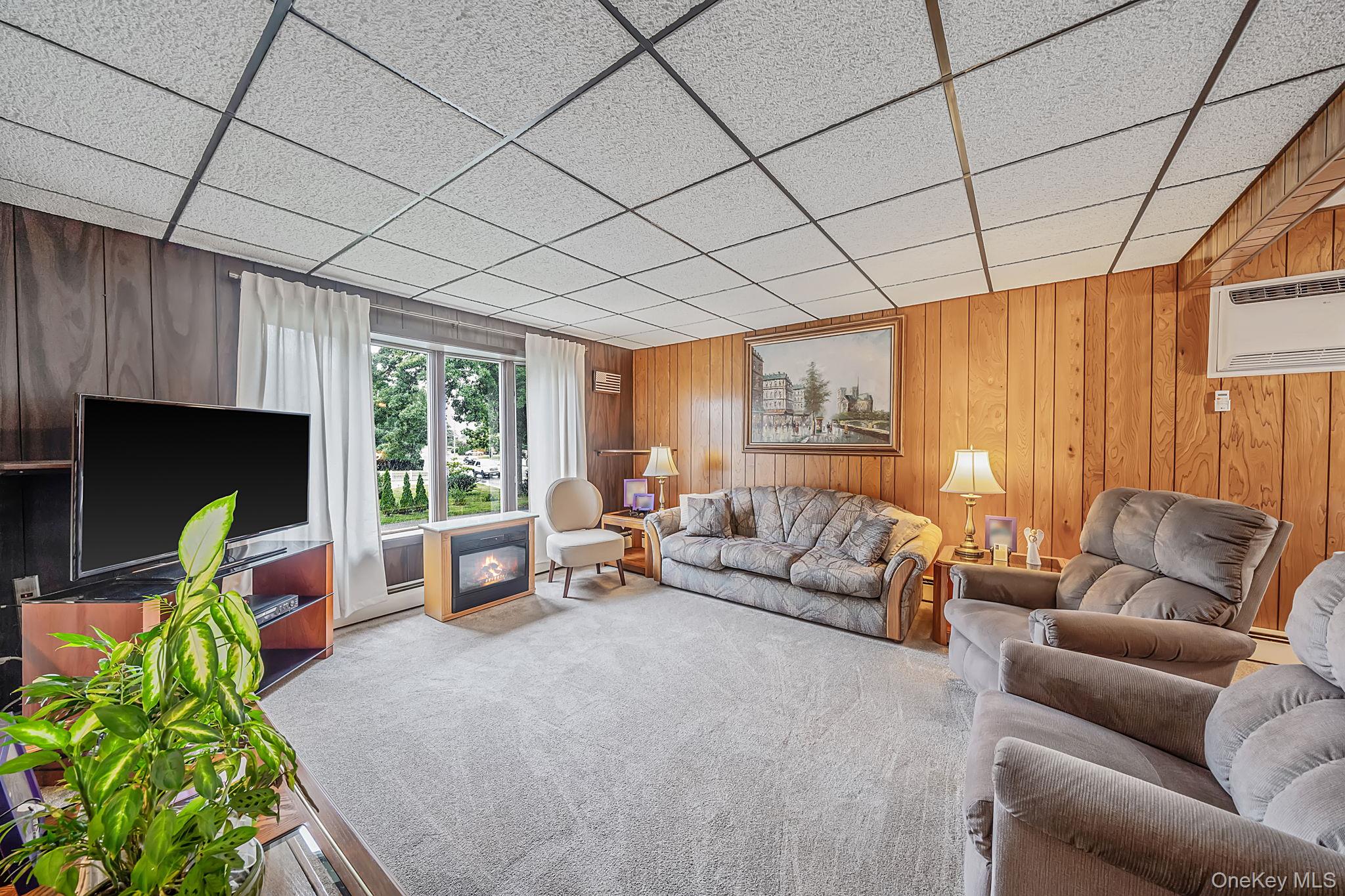 480 Fenimore Avenue Property Photo 11