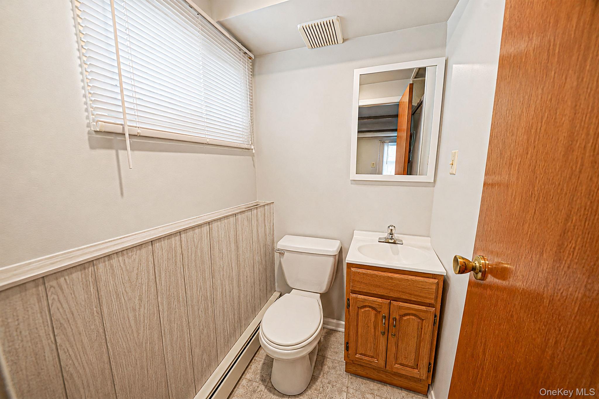480 Fenimore Avenue Property Photo 27