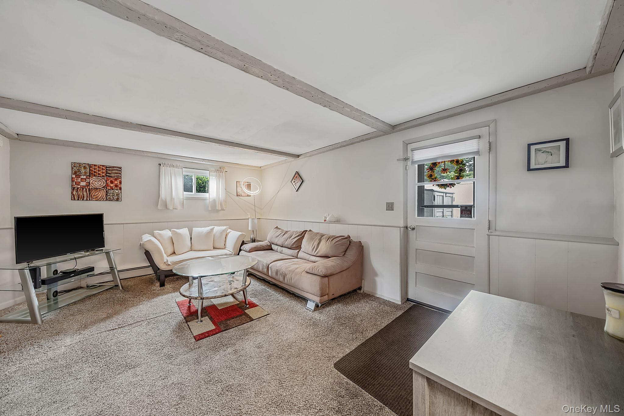 480 Fenimore Avenue Property Photo 31