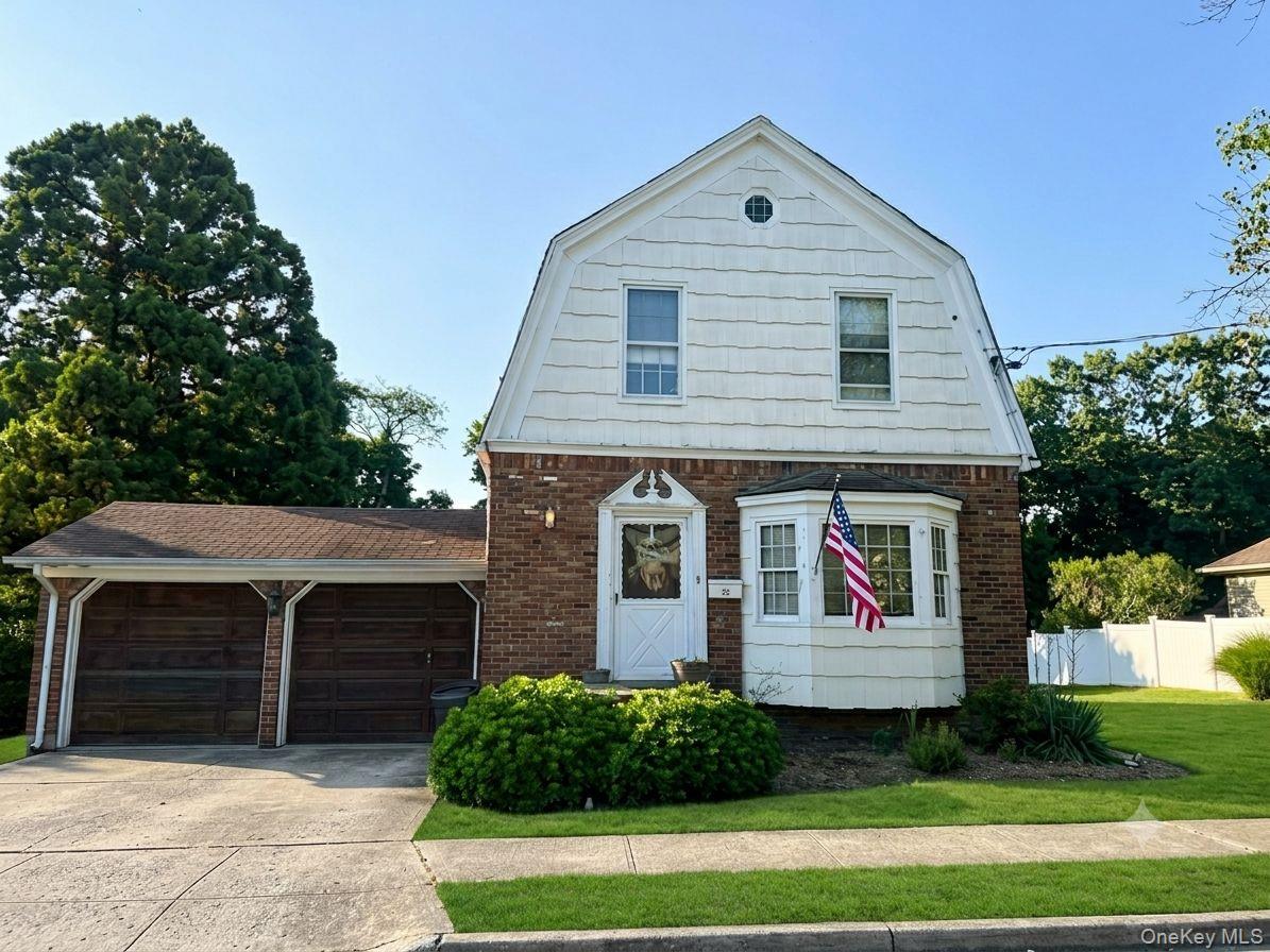32 Aldred Avenue Property Photo 1